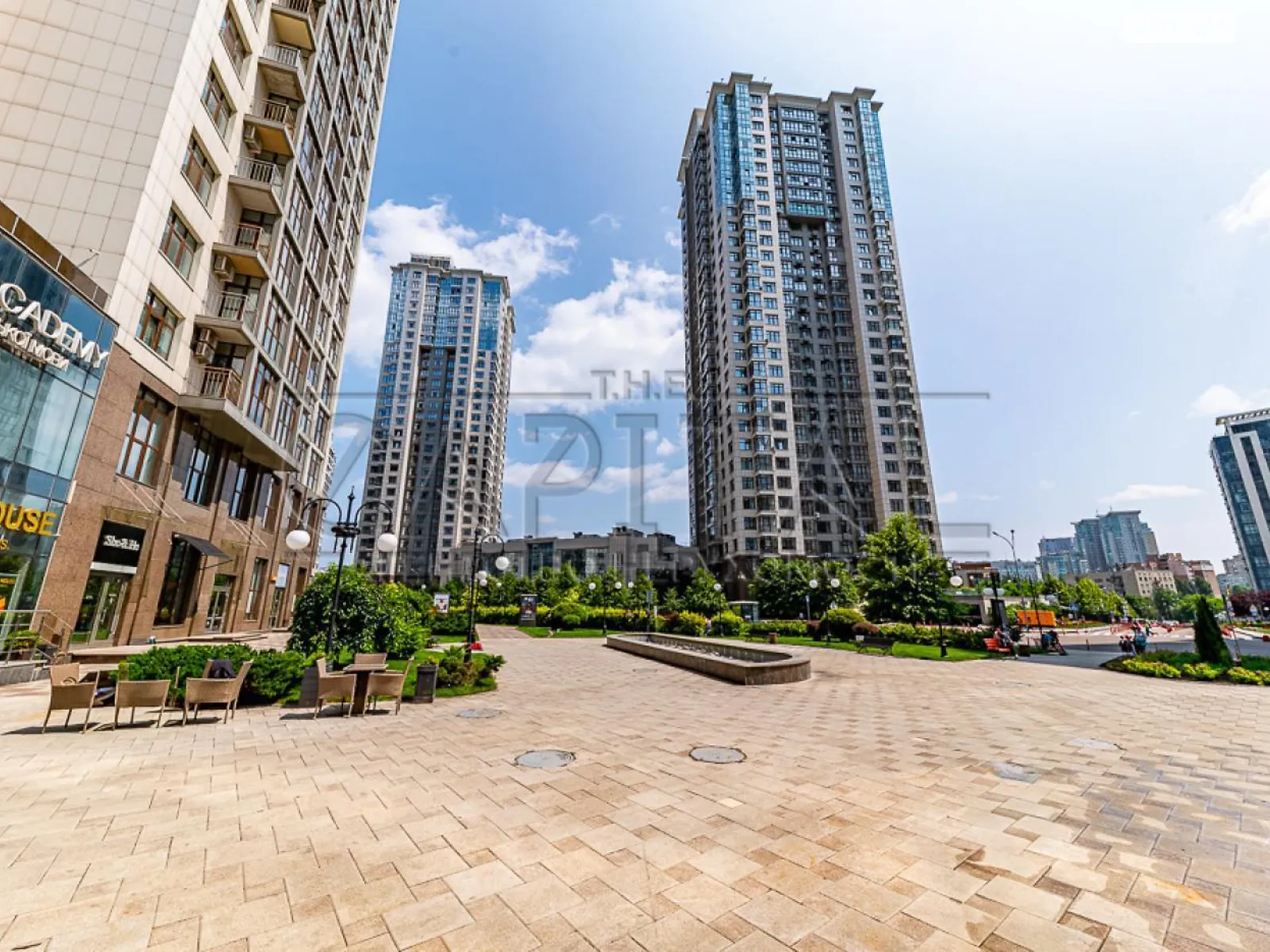 Продається 2-кімнатна квартира 82.09 кв. м у Києві, вул. Андрія Верхогляда(Драгомирова), 1-20А - фото 1