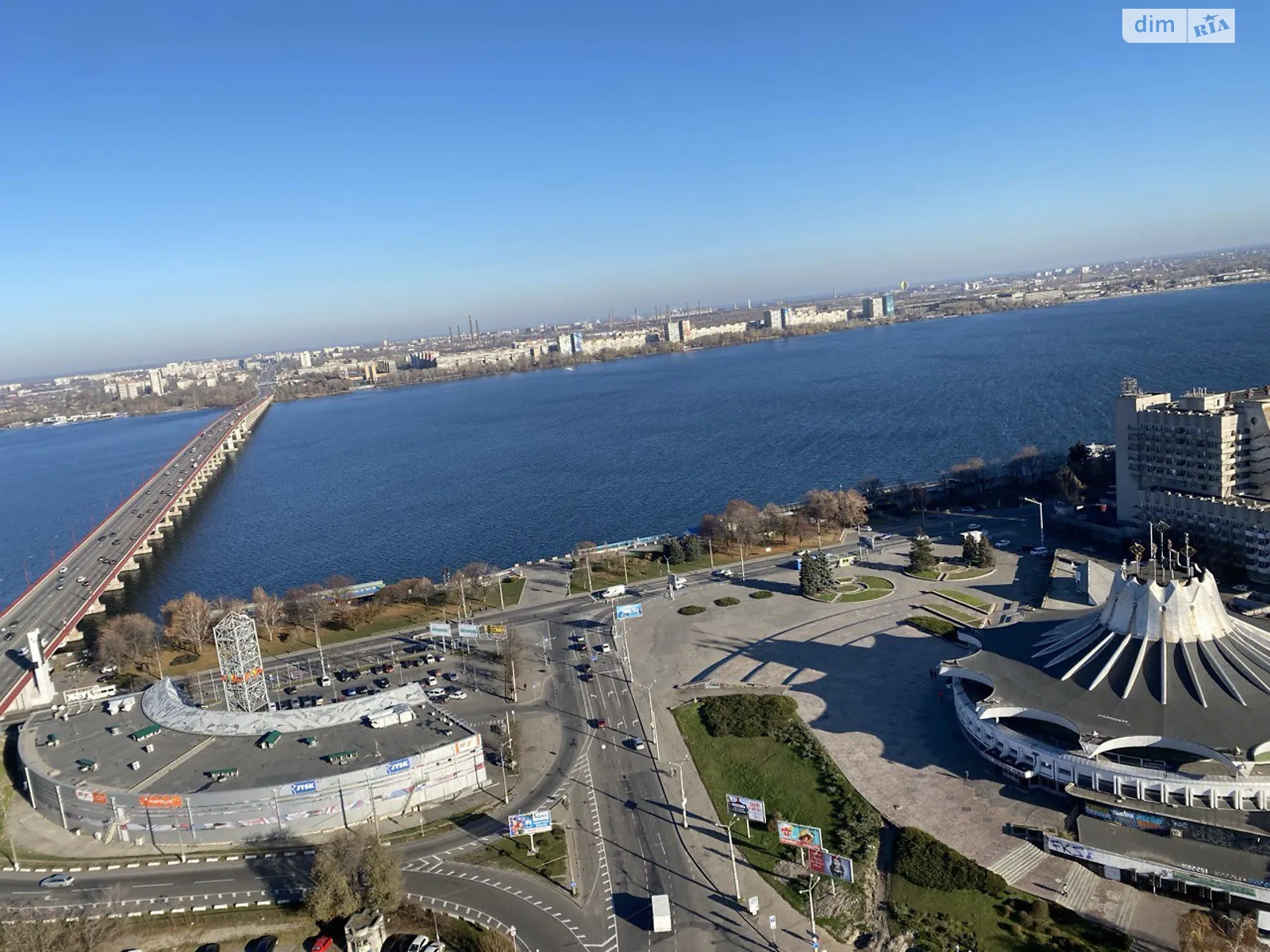 Продается 3-комнатная квартира 91.8 кв. м в Днепре, ул. Королевы Елизаветы II(Глинки), 2 - фото 1