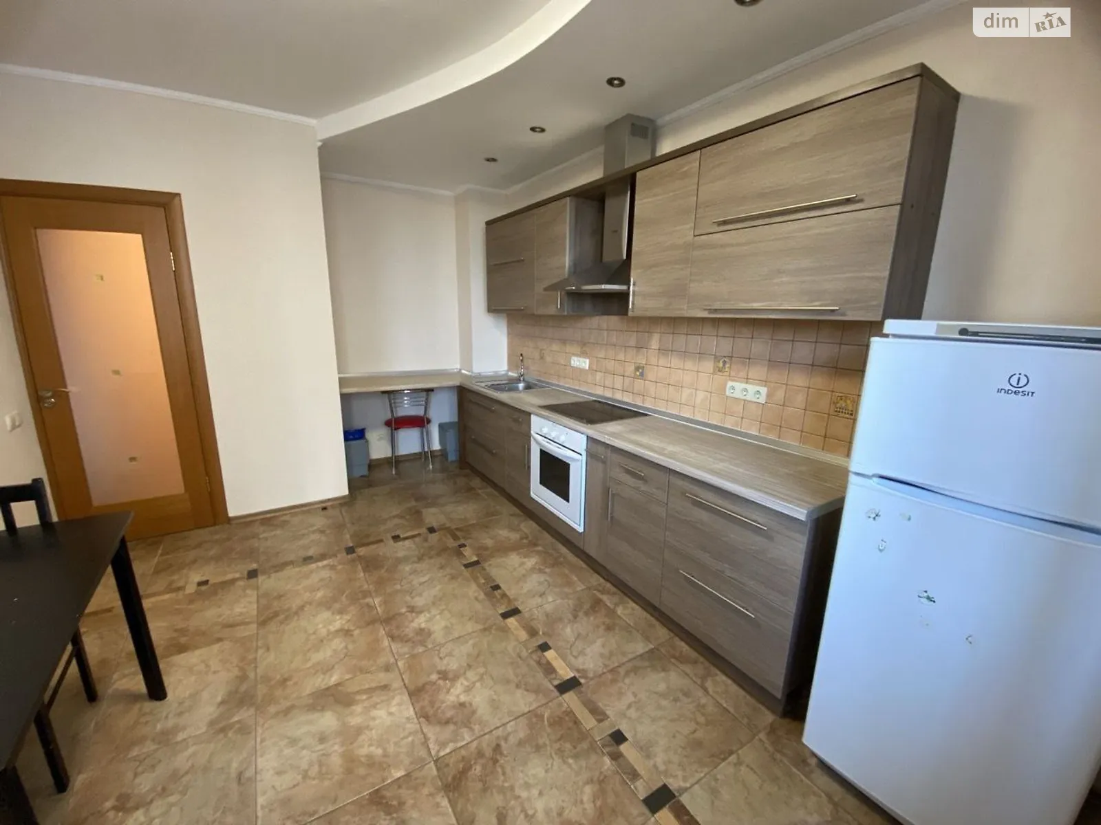 Сдается в аренду 3-комнатная квартира 86 кв. м в Киеве, ул. Степана Руданского, 4-6 - фото 1