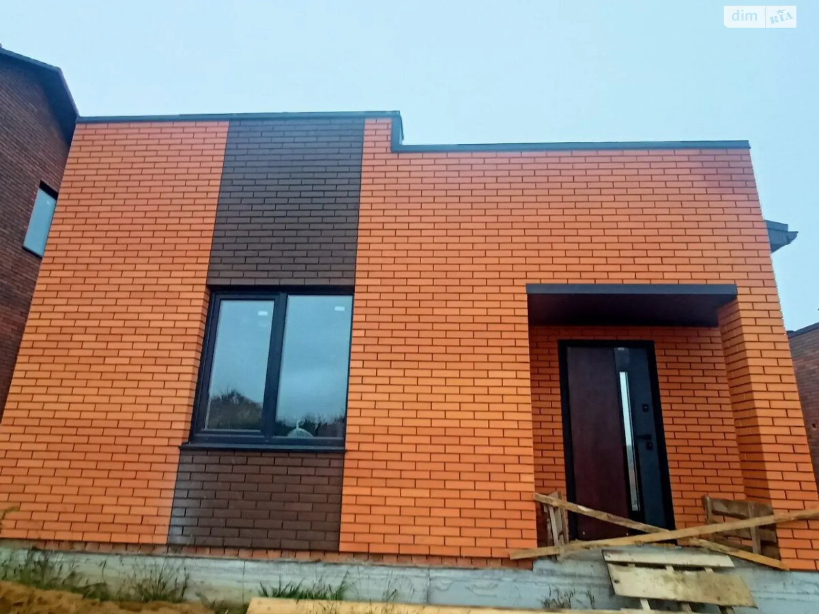 Продається одноповерховий будинок 82 кв. м з ділянкою, цена: 84000 $ - фото 1