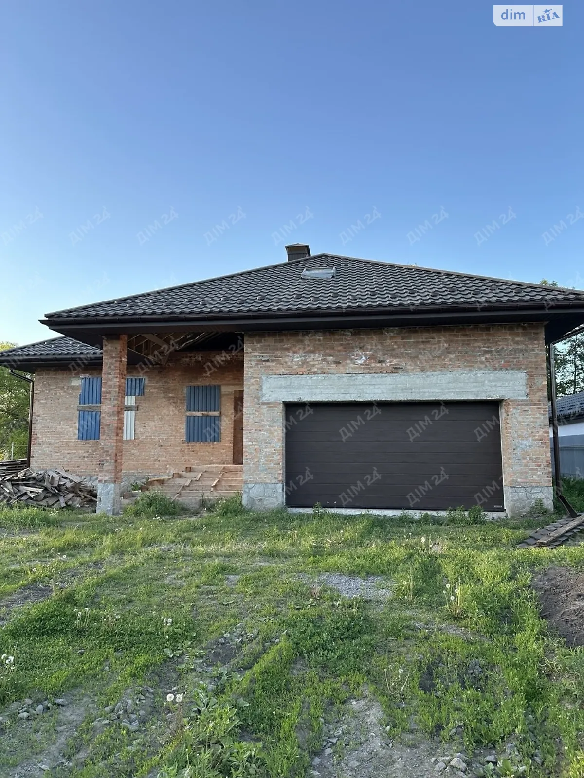 Продается дом на 2 этажа 190 кв. м с баней/сауной, цена: 160000 $ - фото 1