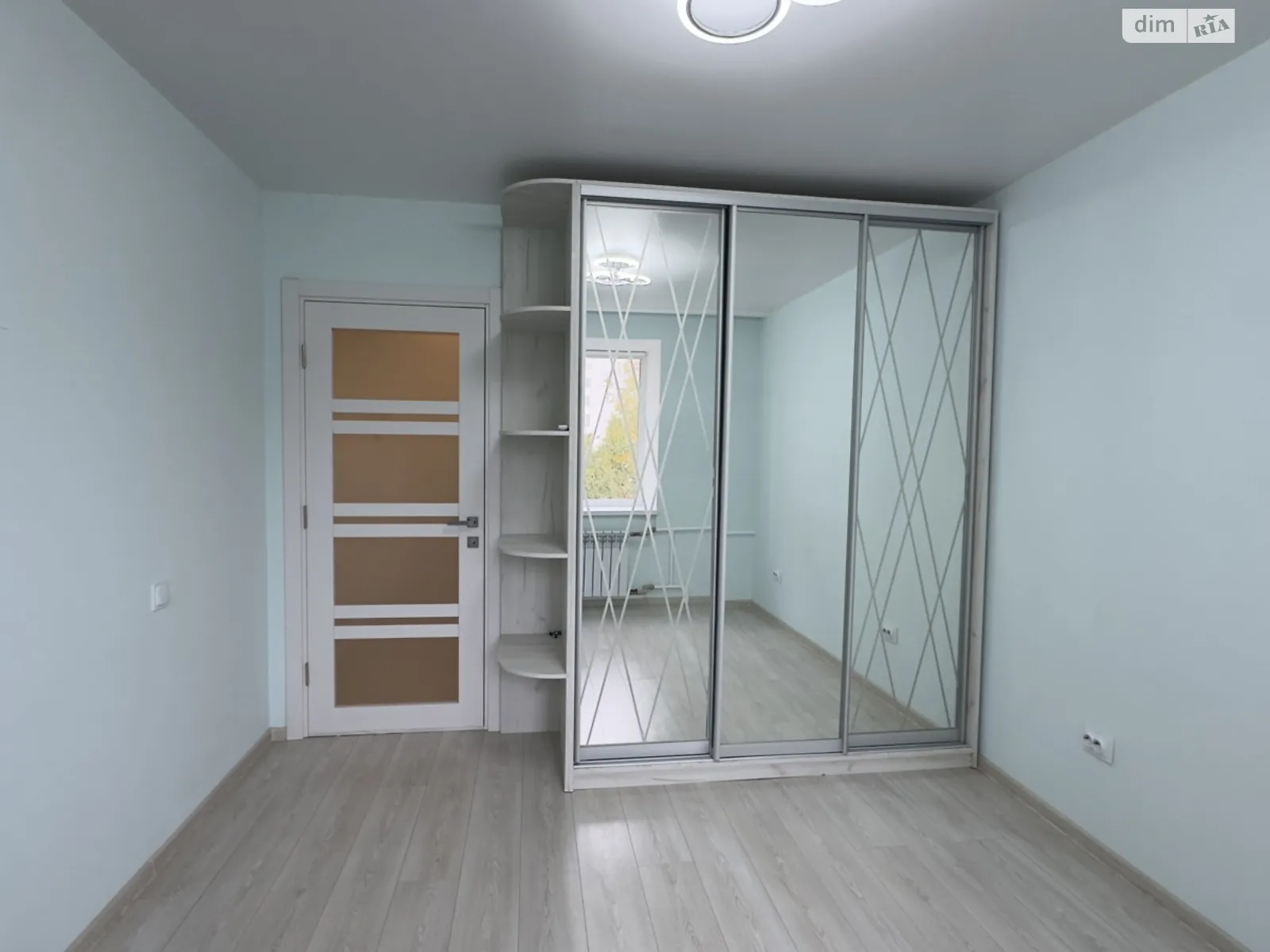 Продается 2-комнатная квартира 52 кв. м в Ивано-Франковске, ул. Хоткевича Гната, 44/5 - фото 1