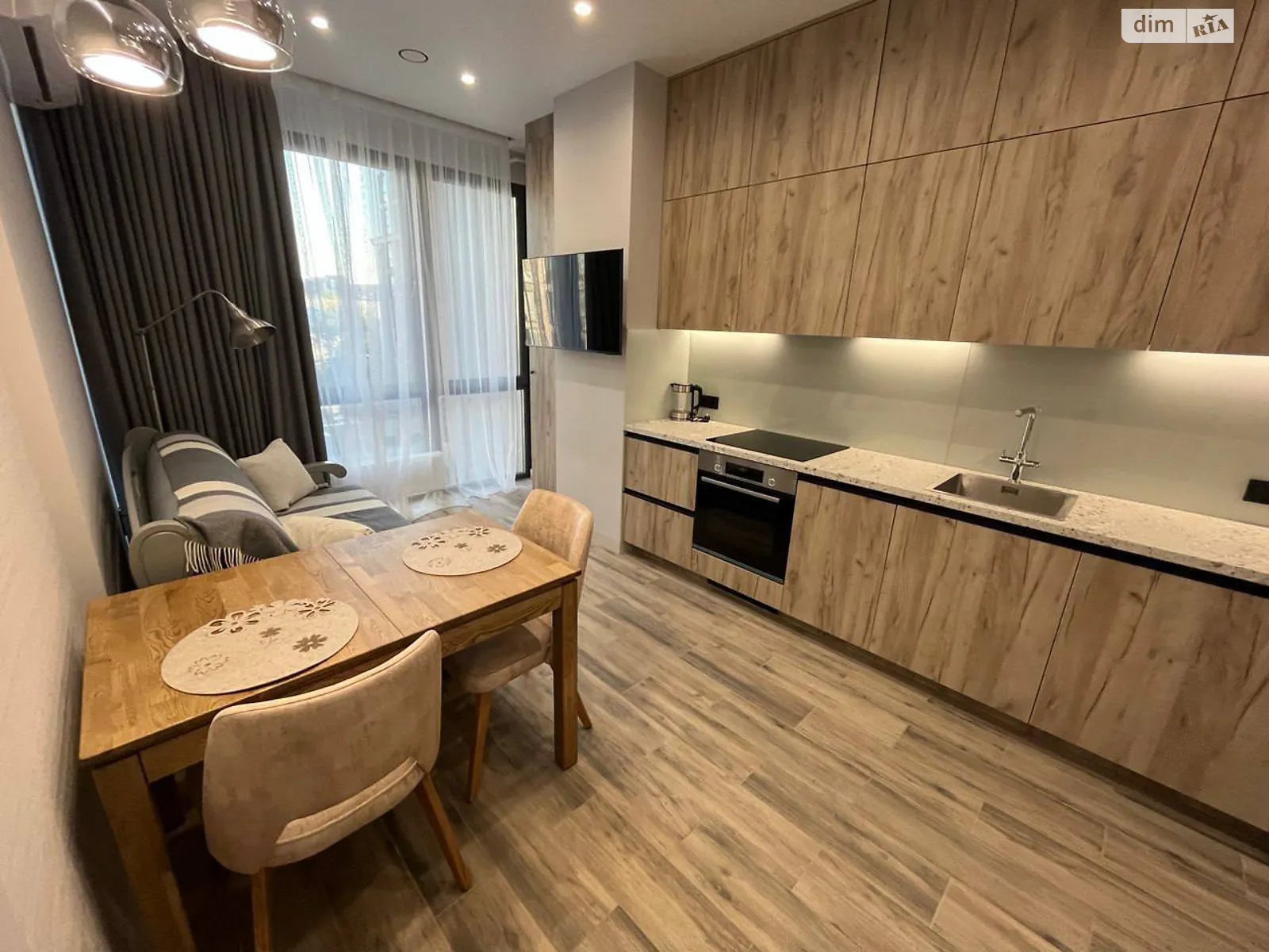 Сдается в аренду 2-комнатная квартира 45 кв. м в Днепре, ул. Костомаровская, 1А - фото 1