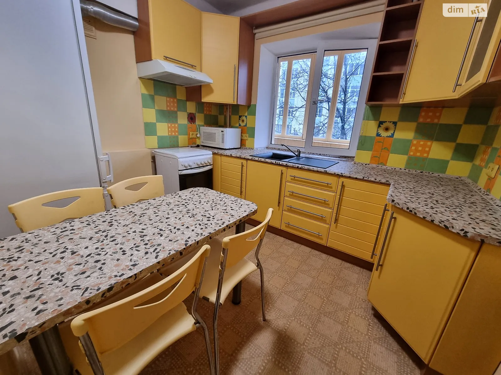 Продается 3-комнатная квартира 75 кв. м в Киеве, ул. Богдана Гаврилишина(Ванды Василевской), 6 - фото 1