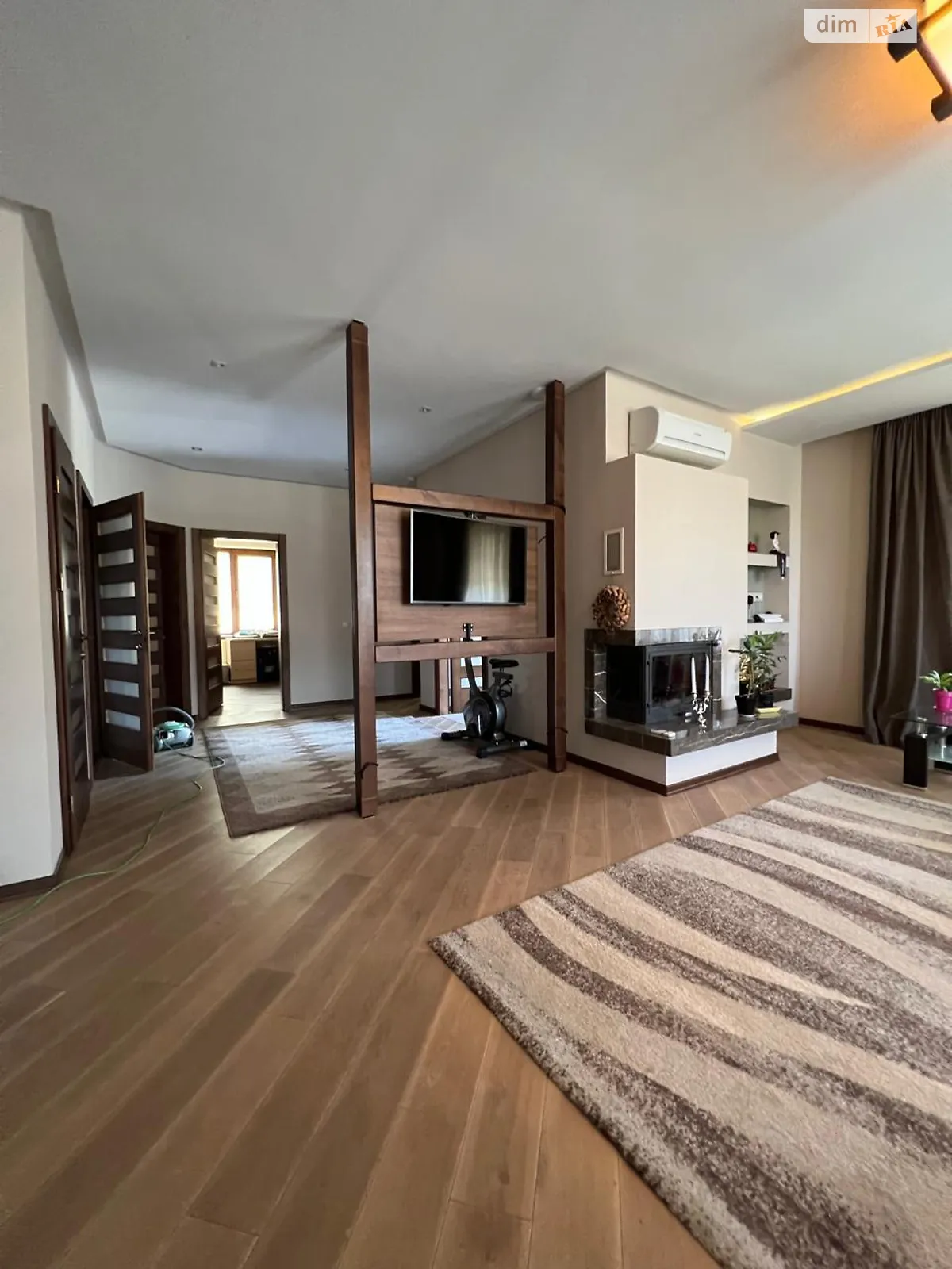Сдается в аренду одноэтажный дом 135 кв. м с баней/сауной, цена: 1900 $ - фото 1