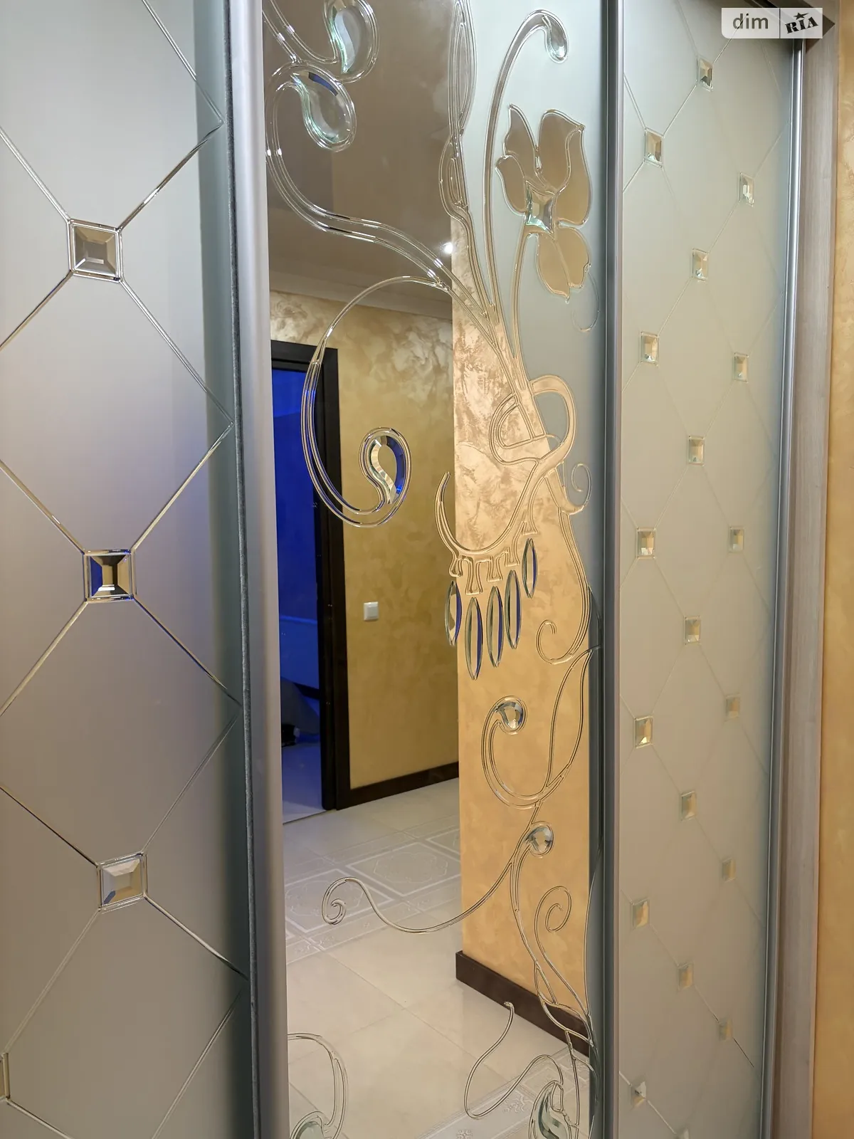 Сдается в аренду 2-комнатная квартира 65 кв. м в Хмельницком, ул. Кармелюка, 5/4 - фото 1