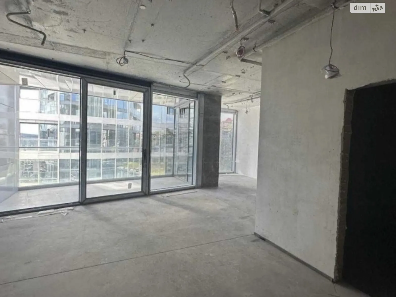 Продается 1-комнатная квартира 61.9 кв. м в Киеве, ул. Иоанна Павла II(Патриса Лумумбы), 12 - фото 1