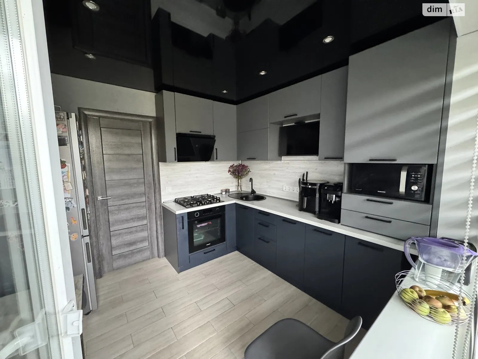 Продается 2-комнатная квартира 54.8 кв. м в Павлограде, ул. Парковая - фото 1