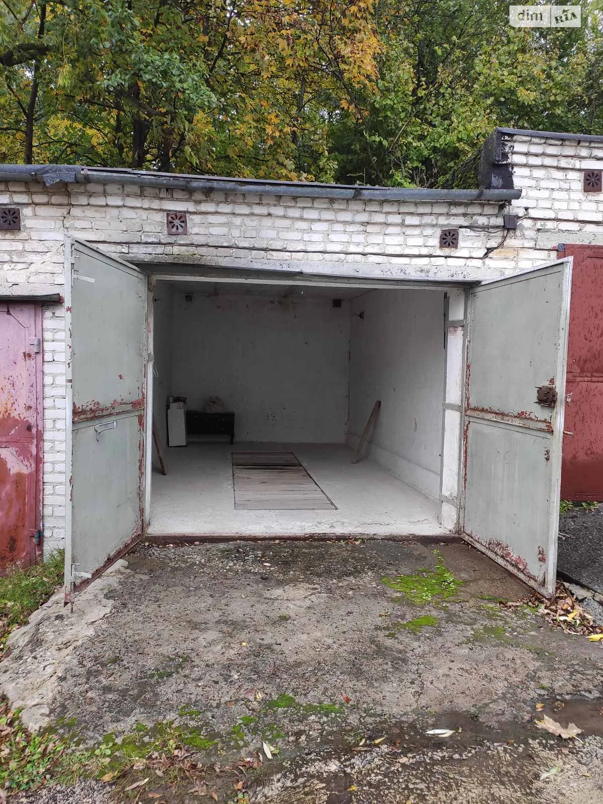 Продается отдельно стоящий гараж универсальный на 18.8 кв. м, цена: 8200 $ - фото 1