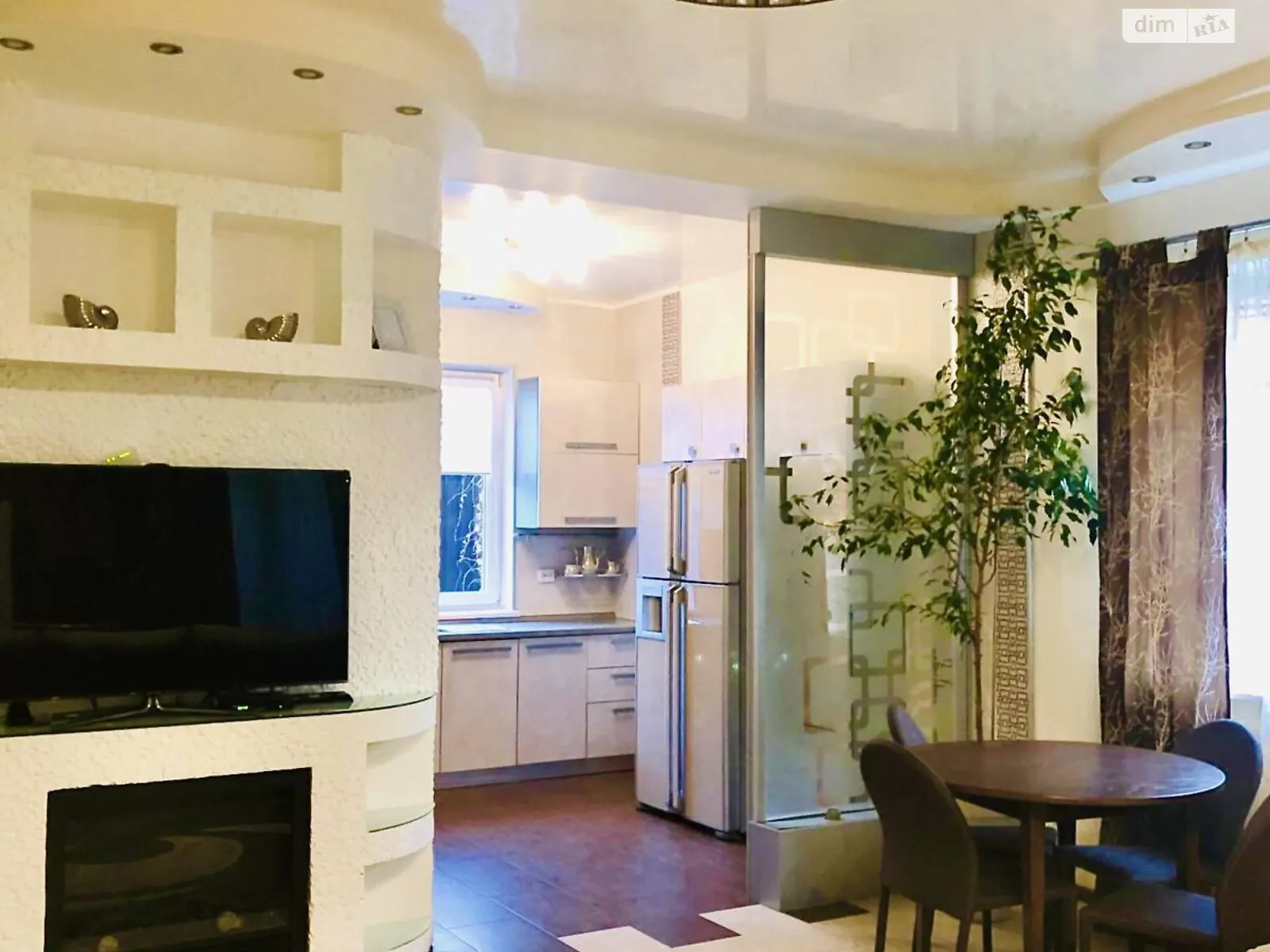 Сдается в аренду дом на 2 этажа 164 кв. м с балконом, цена: 65000 грн - фото 1