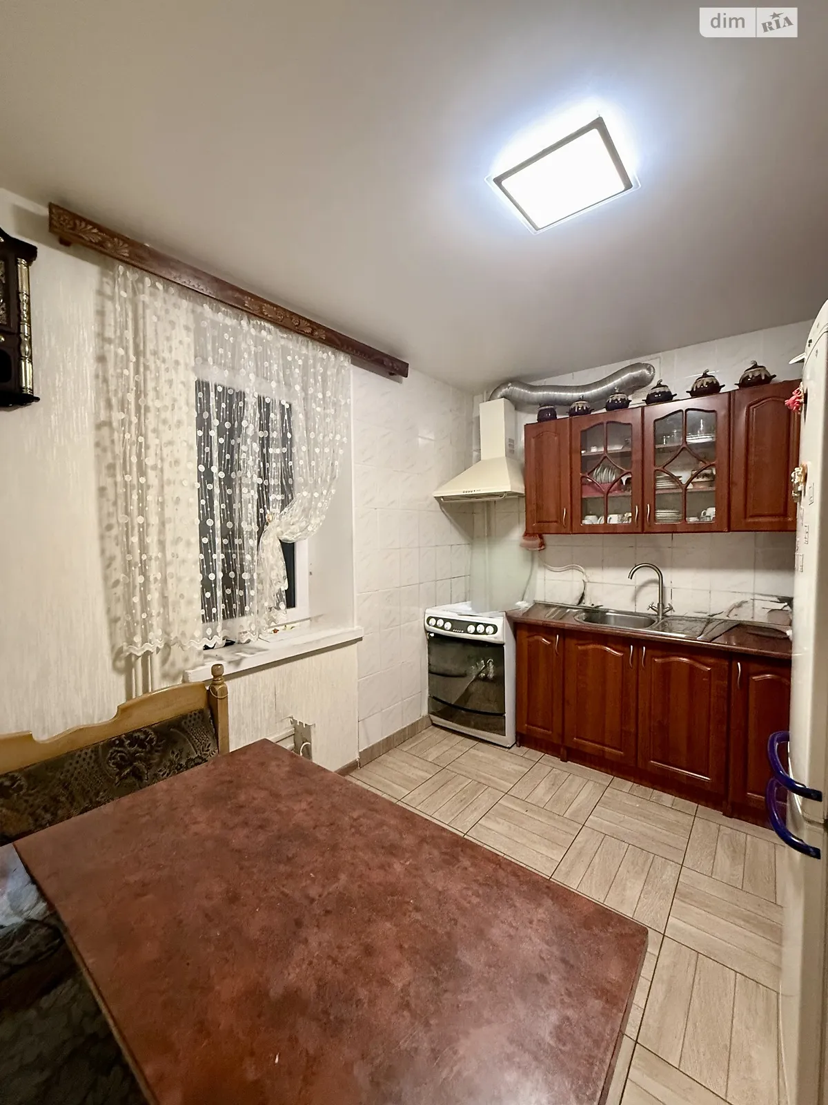 4-комнатная квартира 72.8 кв. м в Луцке, ул. Воинов-афганцев, 6 - фото 1