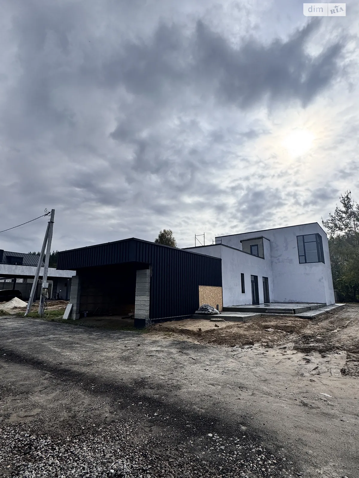 Продается дом на 2 этажа 340 кв. м с подвалом, цена: 170000 $ - фото 1