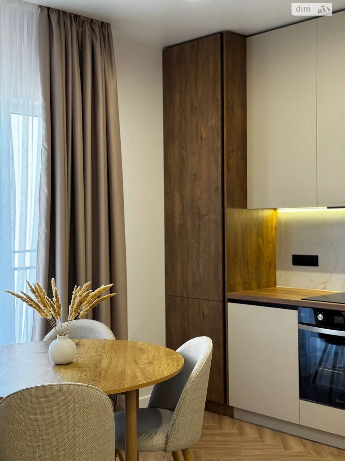 Продается 1-комнатная квартира 43.3 кв. м в Одессе, ул. Краснова, 1Б - фото 1