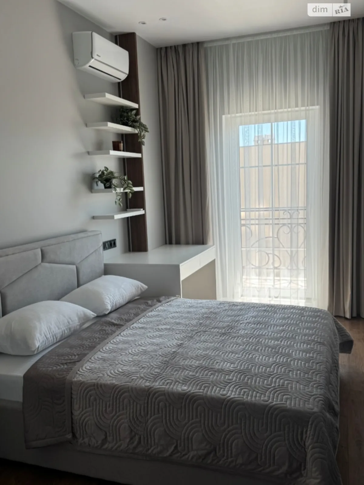 Сдается в аренду 1-комнатная квартира 62 кв. м в Одессе, ул. Дача Ковалевского, 91 - фото 1