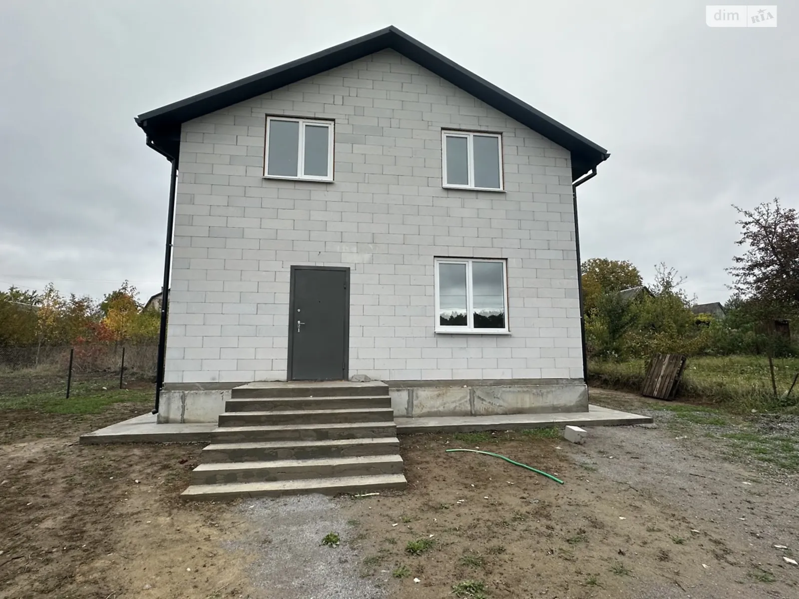 Продается дом на 2 этажа 110 кв. м с мансардой, цена: 60000 $ - фото 1