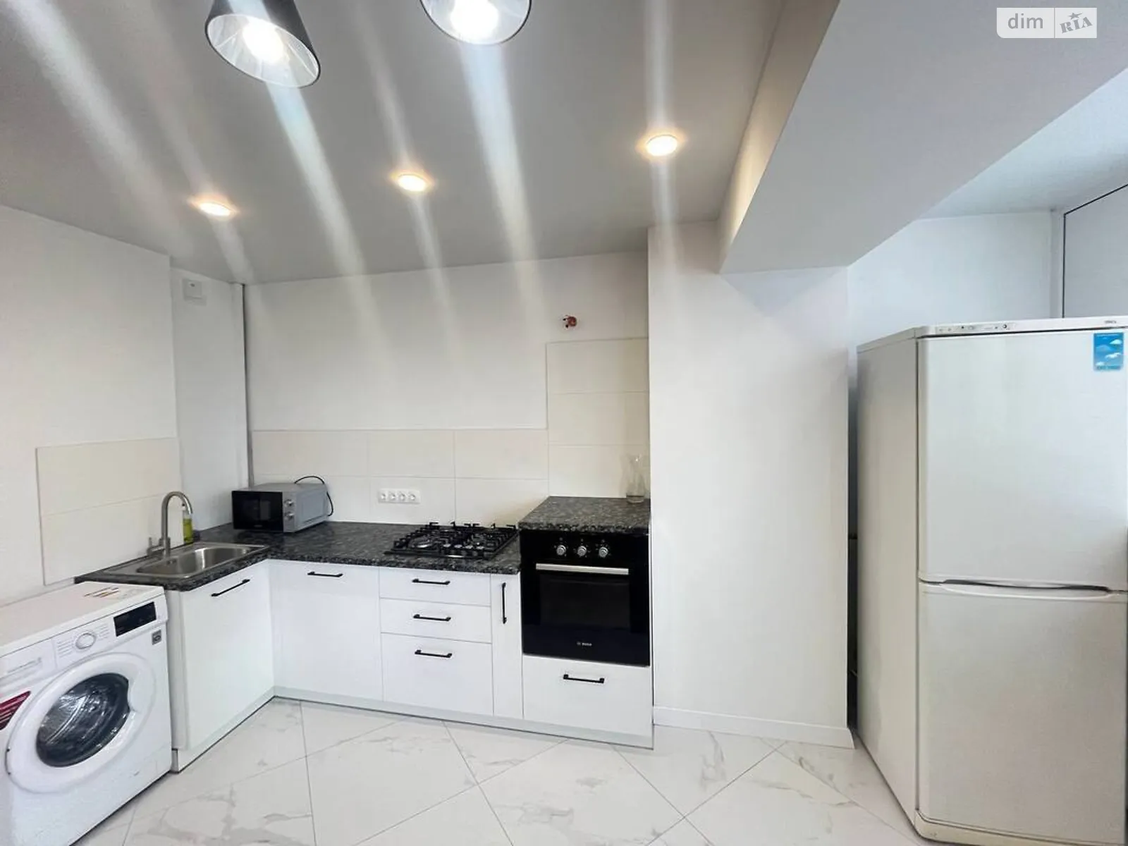 Сдается в аренду 1-комнатная квартира 45 кв. м в Киеве, ул. Вячеслава Черновола(Косиора), 30 - фото 1