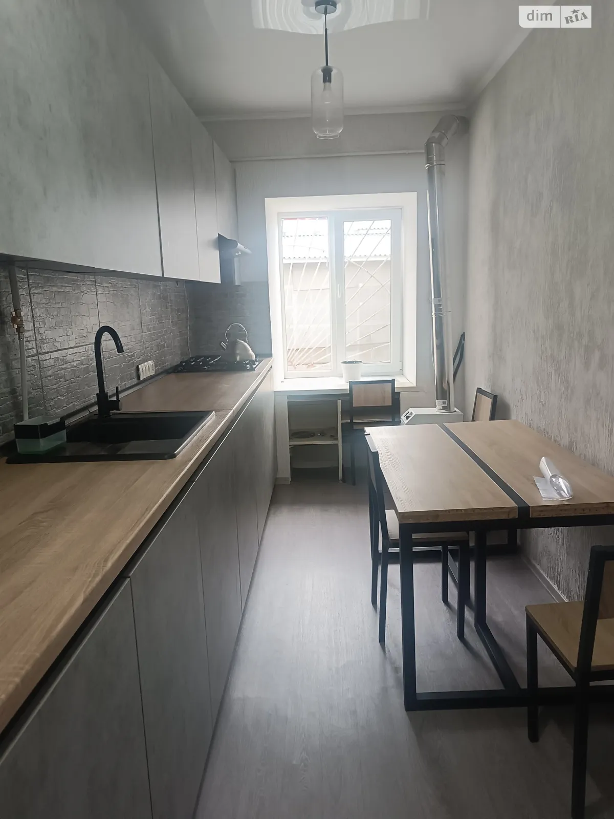 Сдается в аренду 1-комнатная квартира 37 кв. м в Одессе, ул. Приморская, 34 - фото 1