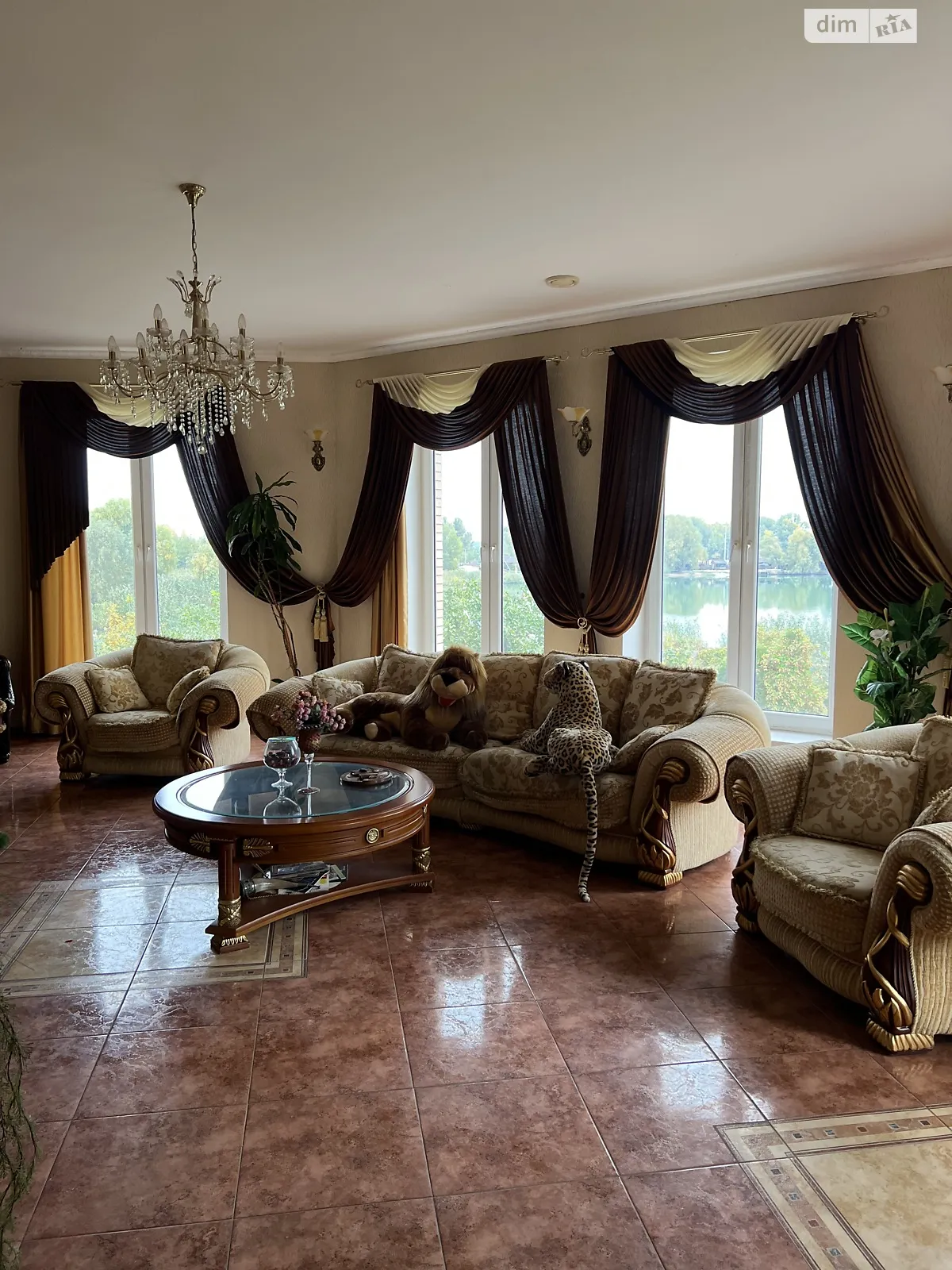 Продається будинок 4 поверховий 1000 кв. м з подвалом, цена: 369000 $ - фото 1
