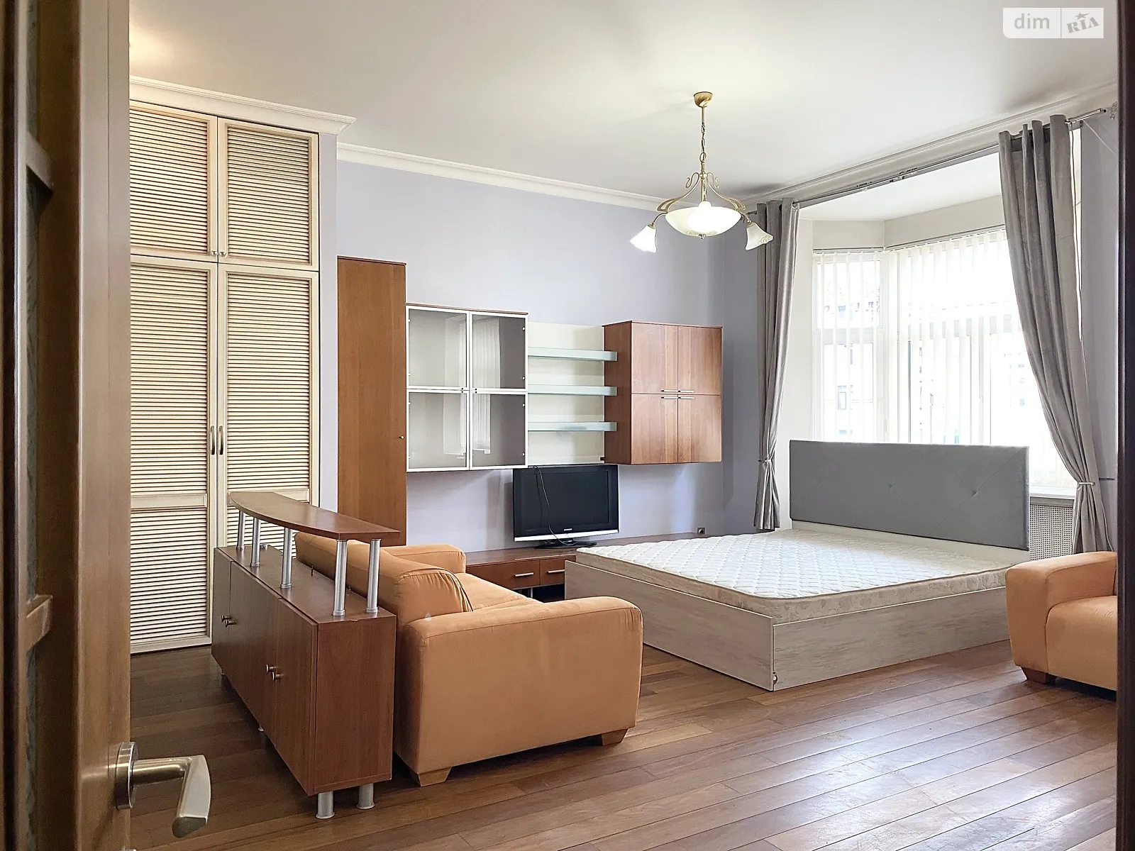 Сдается в аренду 1-комнатная квартира 43 кв. м в Киеве, ул. Лютеранская, 4 - фото 1