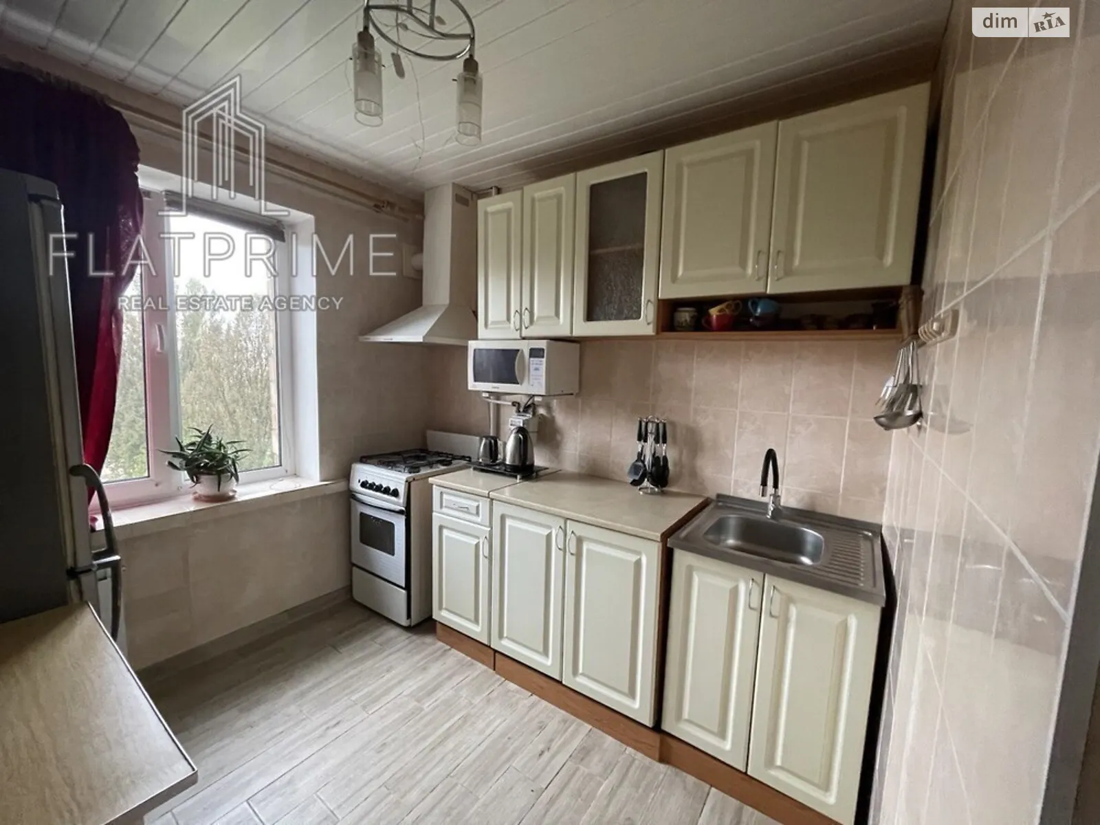 Продается 1-комнатная квартира 35 кв. м в Киеве, ул. Симиренко, 7А - фото 1