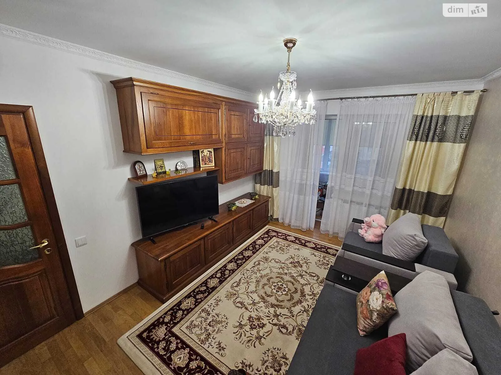 Продається 3-кімнатна квартира 74 кв. м у Трускавці, вул. Данилишиних, 57 - фото 1