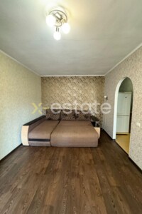 Продаж квартири, Дніпро, р‑н. 1 травня, Хмельницького Богдана проспект, буд. 15