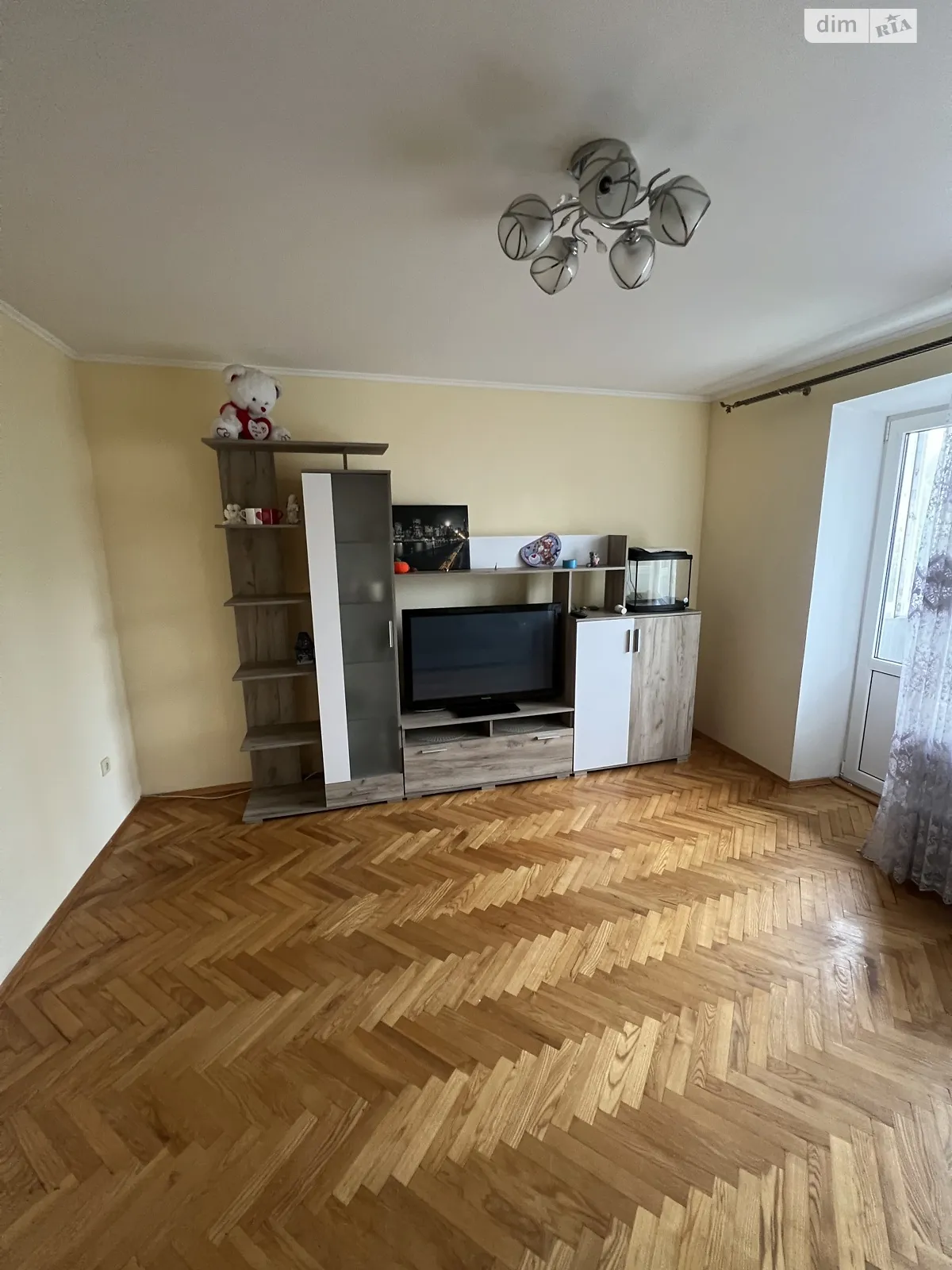 1-комнатная квартира 38 кв. м в Тернополе, ул. Яремчука Назария, 27 - фото 1