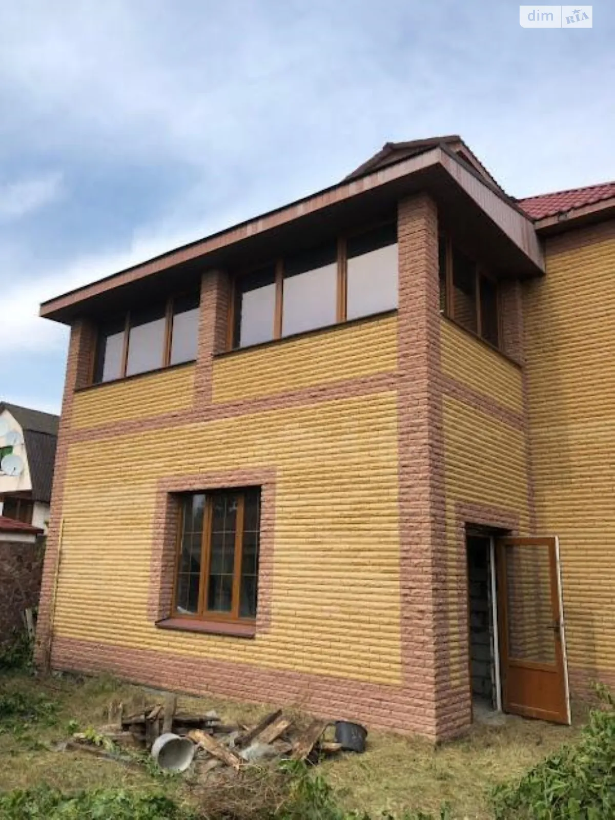 Продается дом на 2 этажа 226 кв. м с террасой, цена: 125500 $ - фото 1