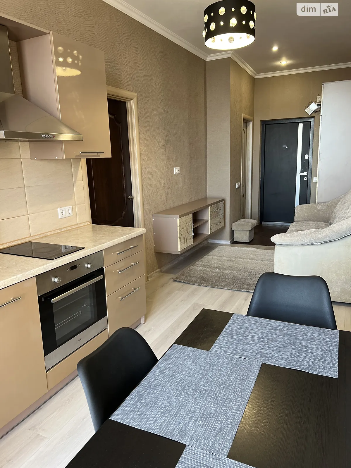 Сдается в аренду 1-комнатная квартира 45 кв. м в Киеве, ул. Жилянская, 118 - фото 1