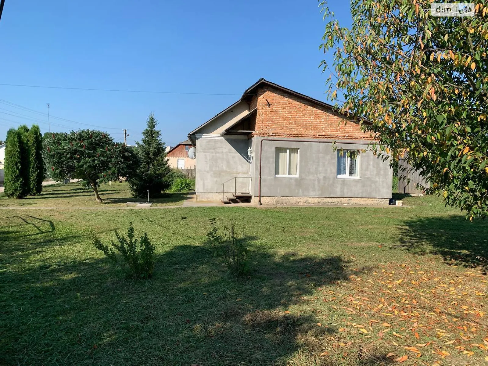 Сдается в аренду одноэтажный дом 62.8 кв. м с беседкой, цена: 300 $ - фото 1