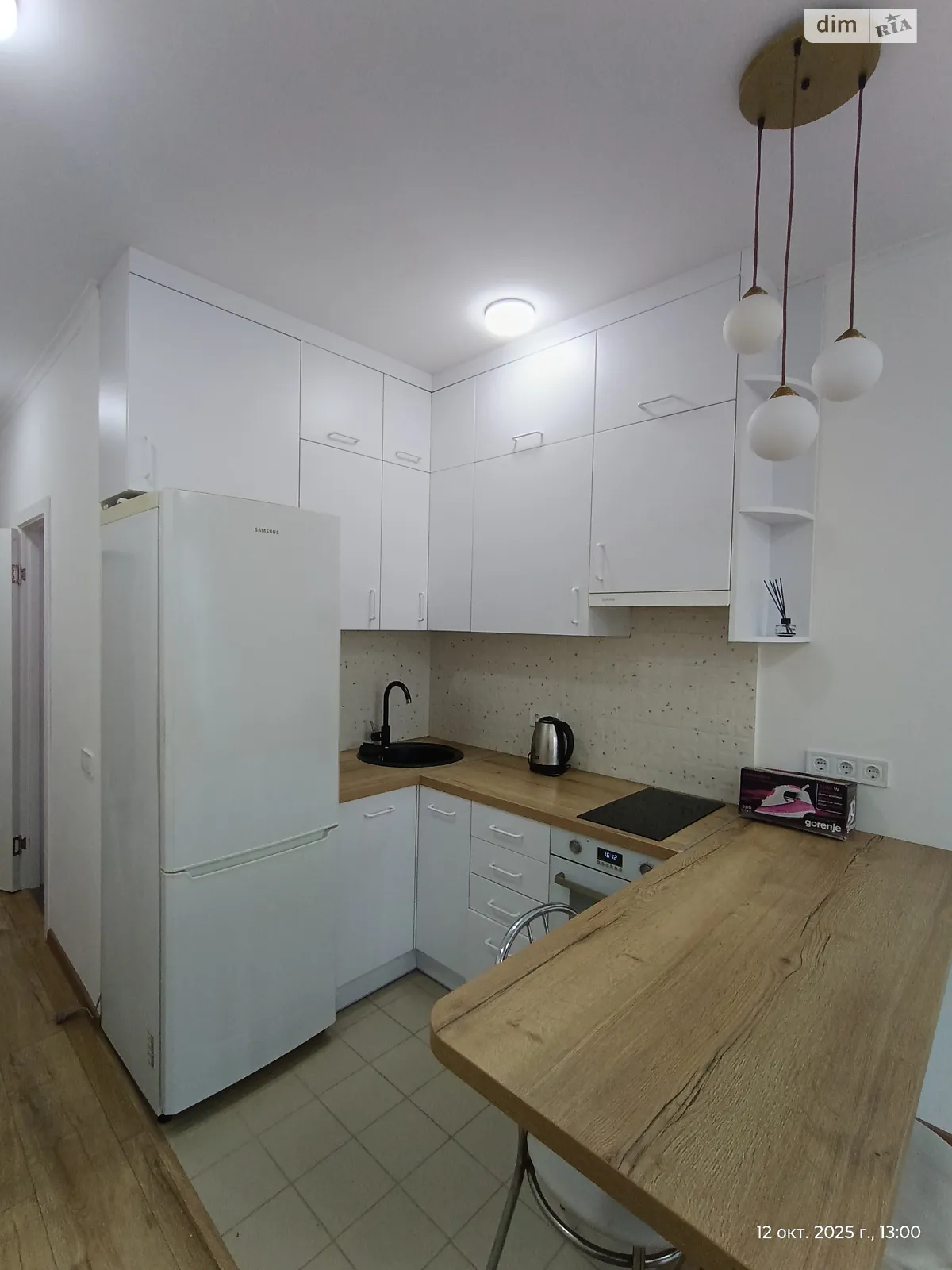 Сдается в аренду 1-комнатная квартира 25 кв. м в Одессе, ул. Жемчужная, 11 - фото 1