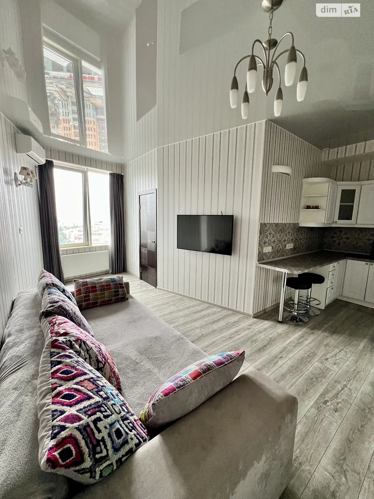 Сдается в аренду 1-комнатная квартира 44 кв. м в Одессе - фото 1