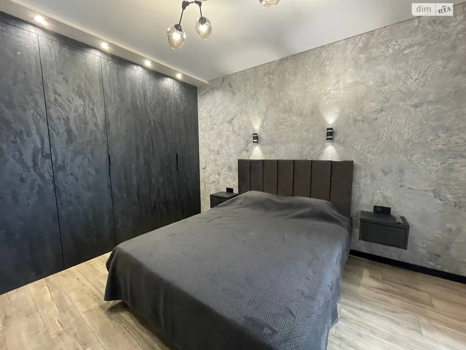 Сдается в аренду 1-комнатная квартира 45 кв. м в, цена: 500 $ - фото 1