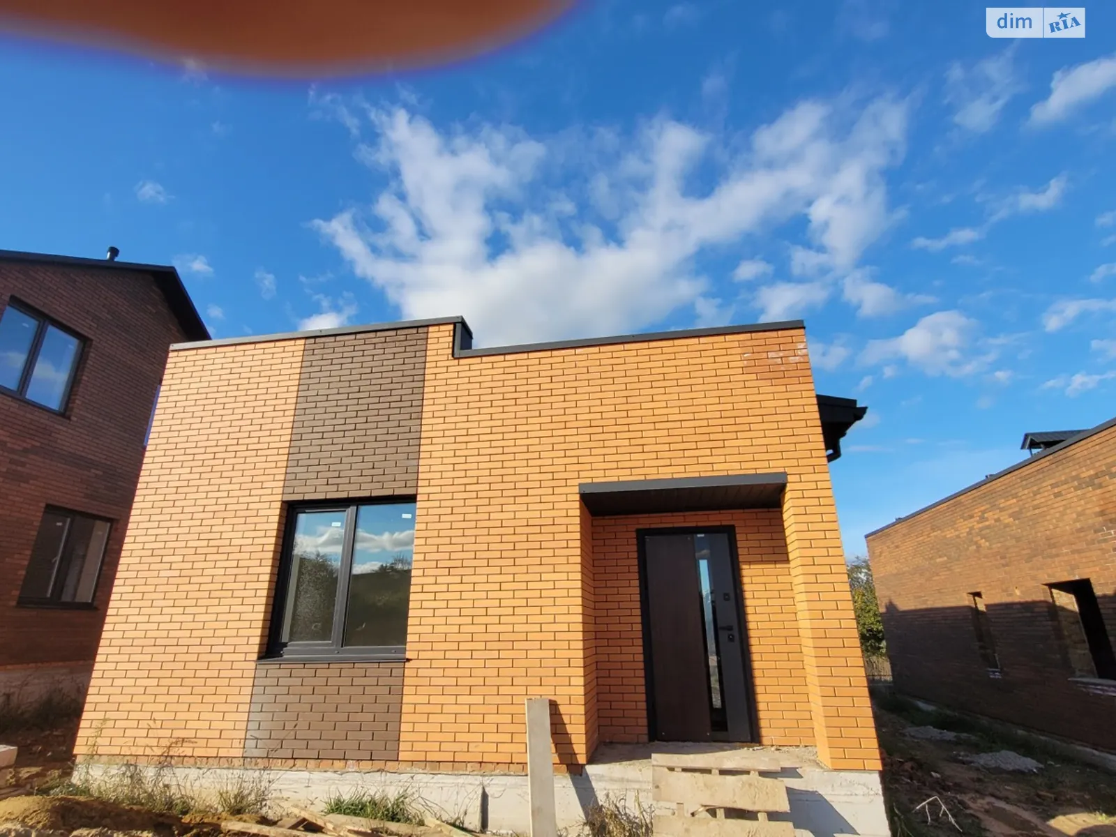 Продается одноэтажный дом 88 кв. м с садом, цена: 84000 $ - фото 1