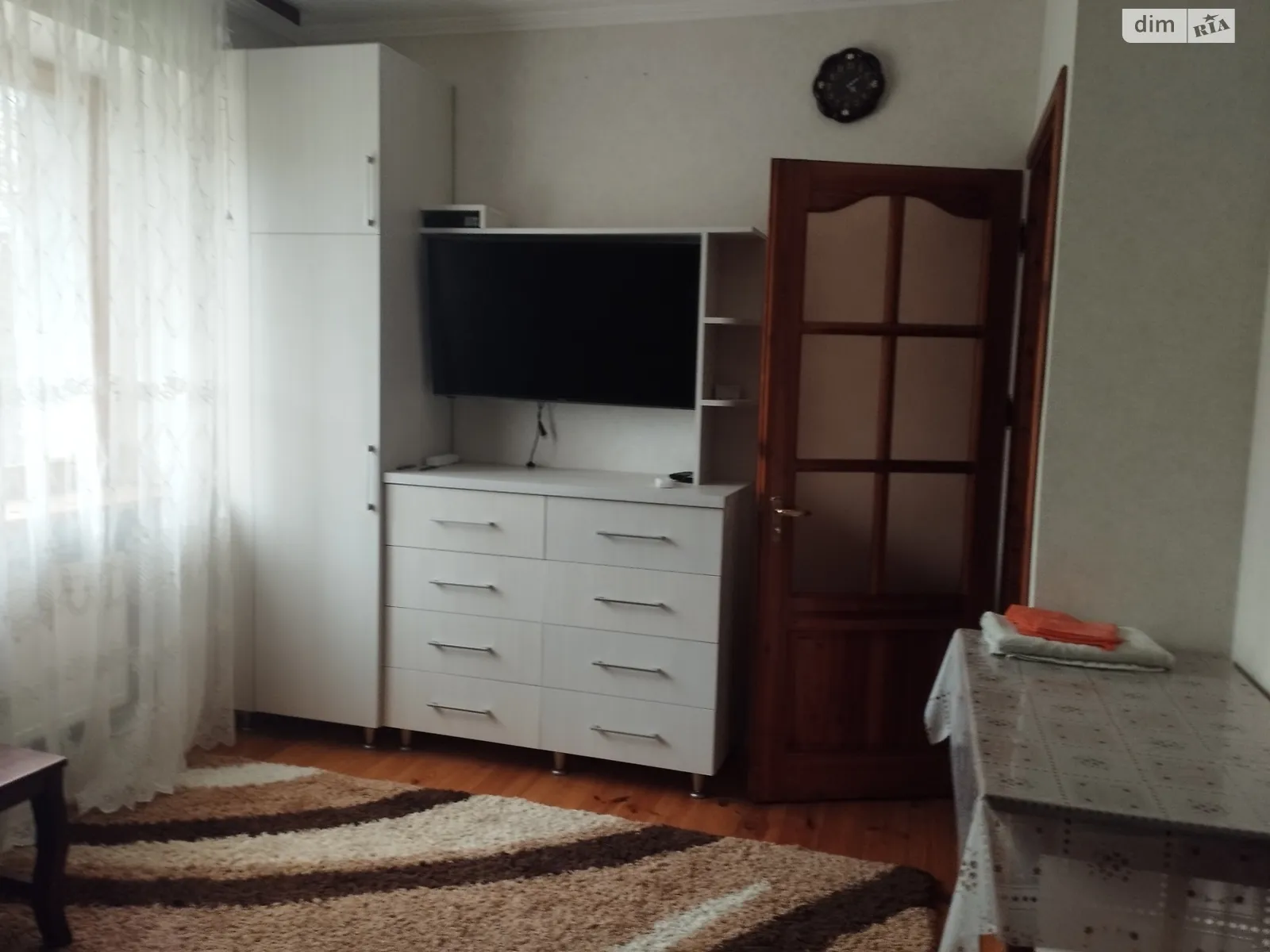 Продается 2-комнатная квартира 46 кв. м в Остроге, ул. Городище, 15 - фото 1