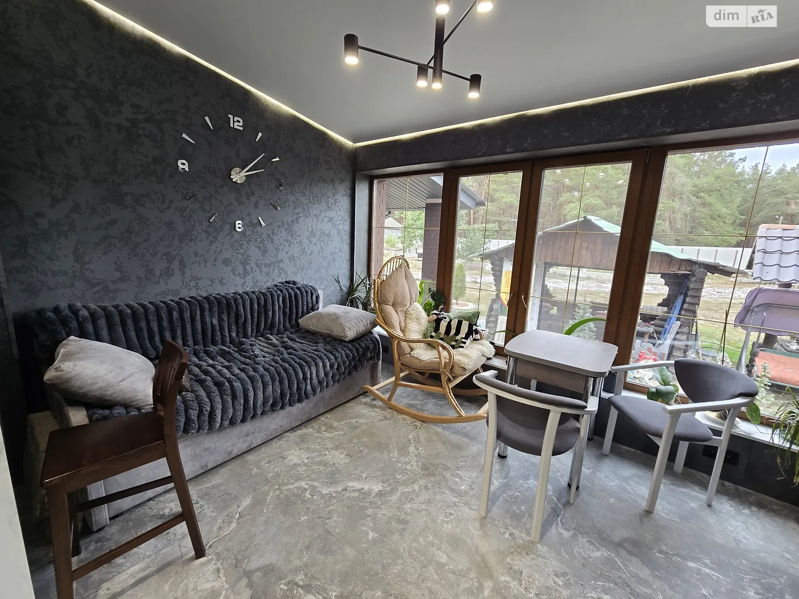 Продается дом на 2 этажа 200 кв. м с беседкой, цена: 155000 $ - фото 1