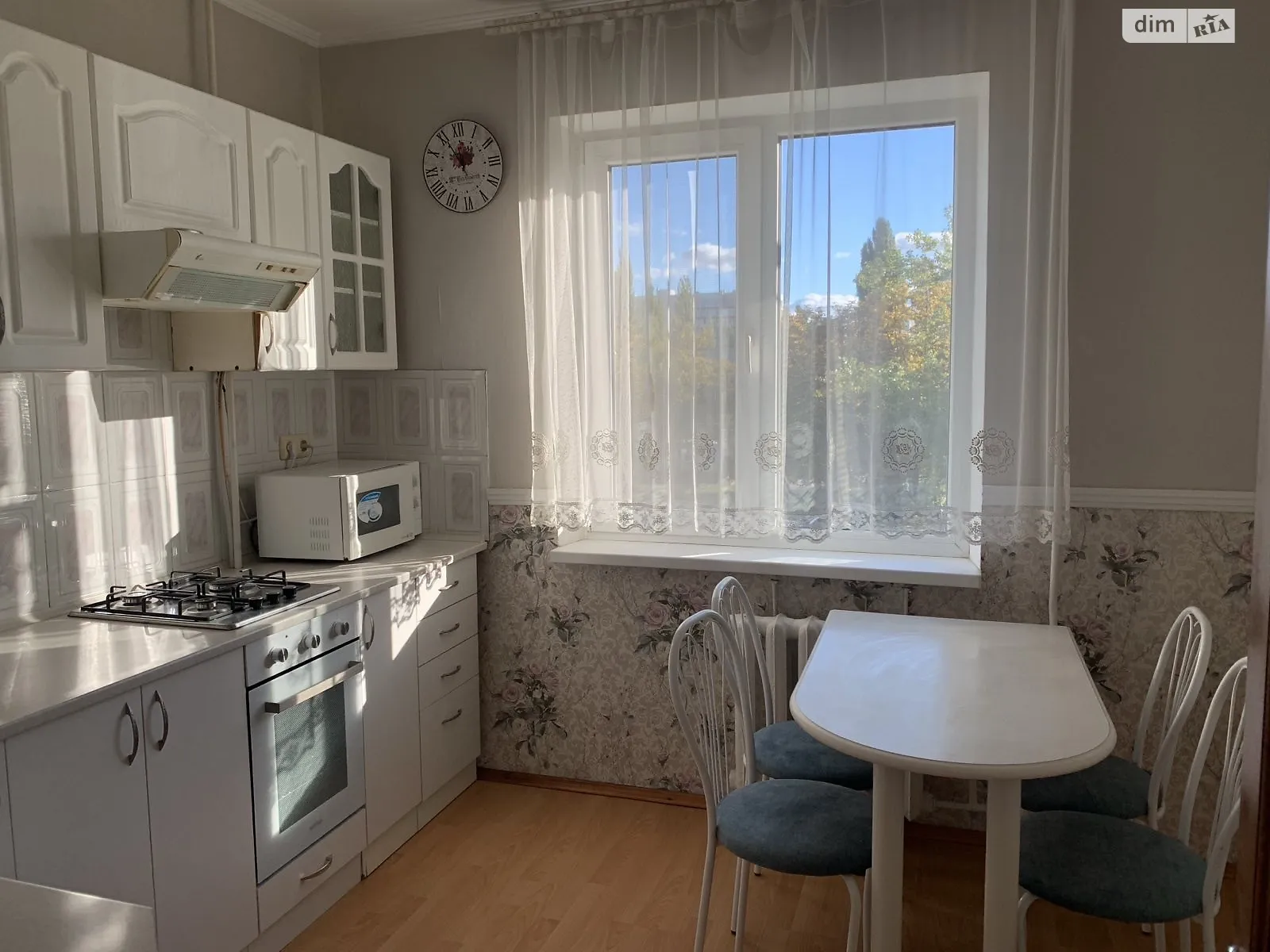 Сдается в аренду 1-комнатная квартира 36 кв. м в Белой Церкви, ул. Зенитного полка(Некрасова), 46 - фото 1