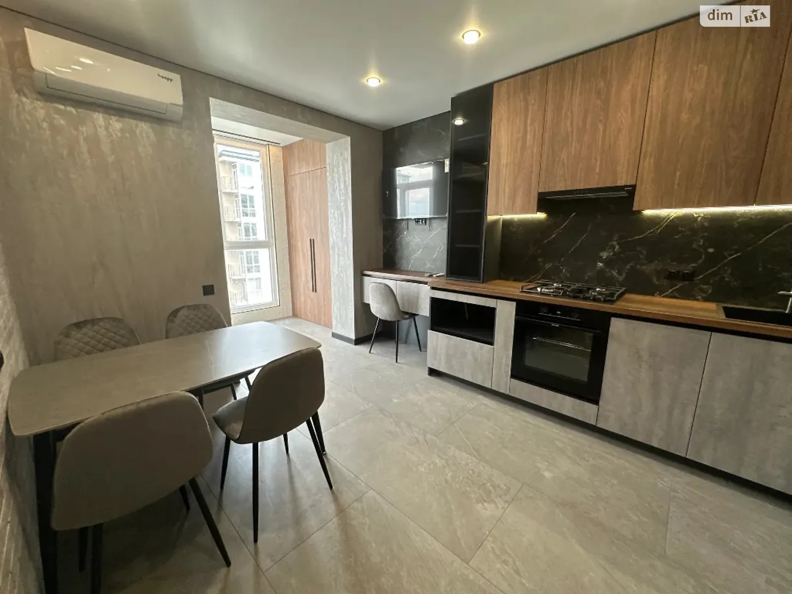 Продается 2-комнатная квартира 53 кв. м в Слобожанском, ул. Содружества, 5 - фото 1