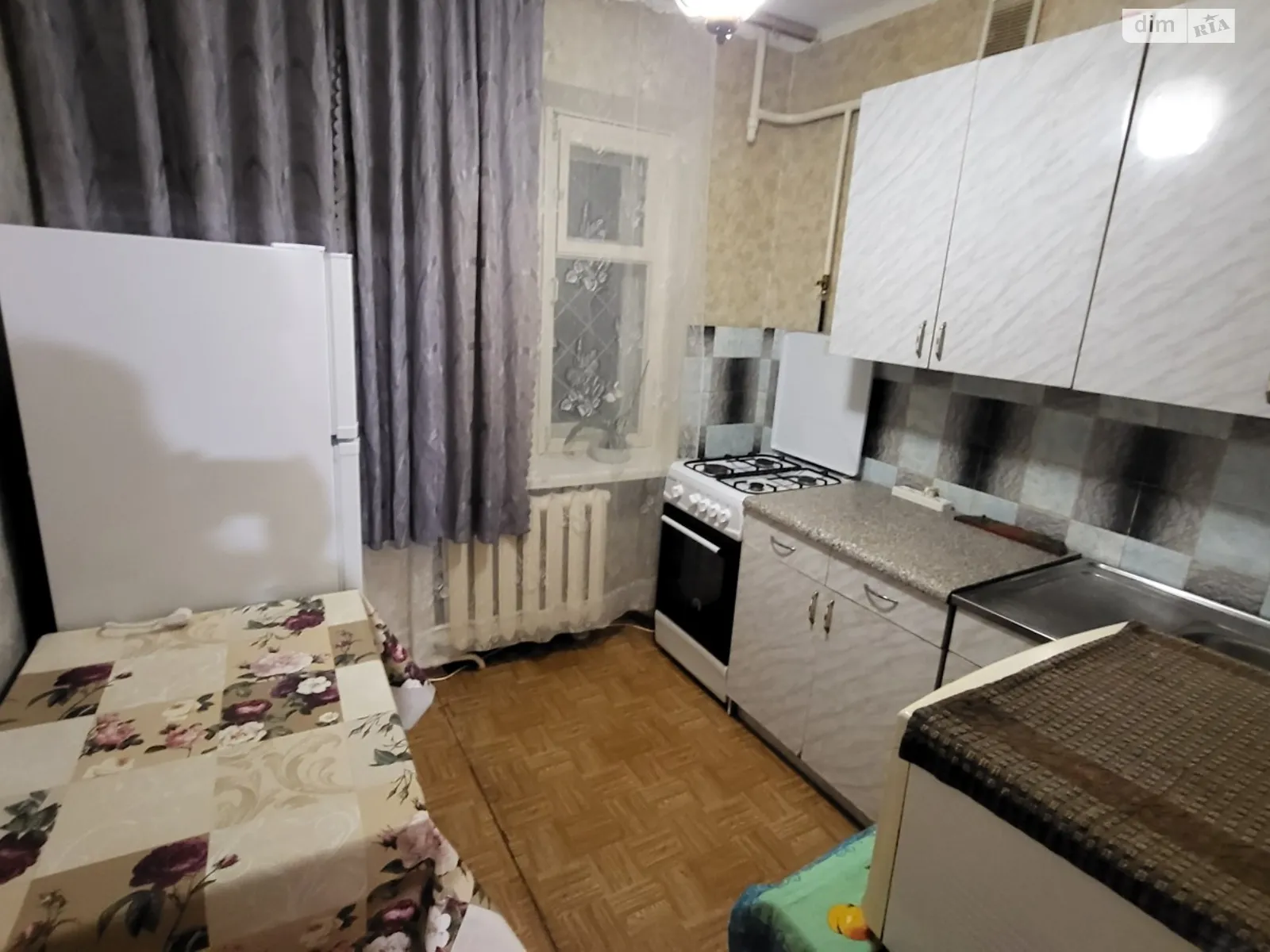 Здається в оренду 1-кімнатна квартира 32 кв. м у Києві, вул. Санаторна, 11 - фото 1