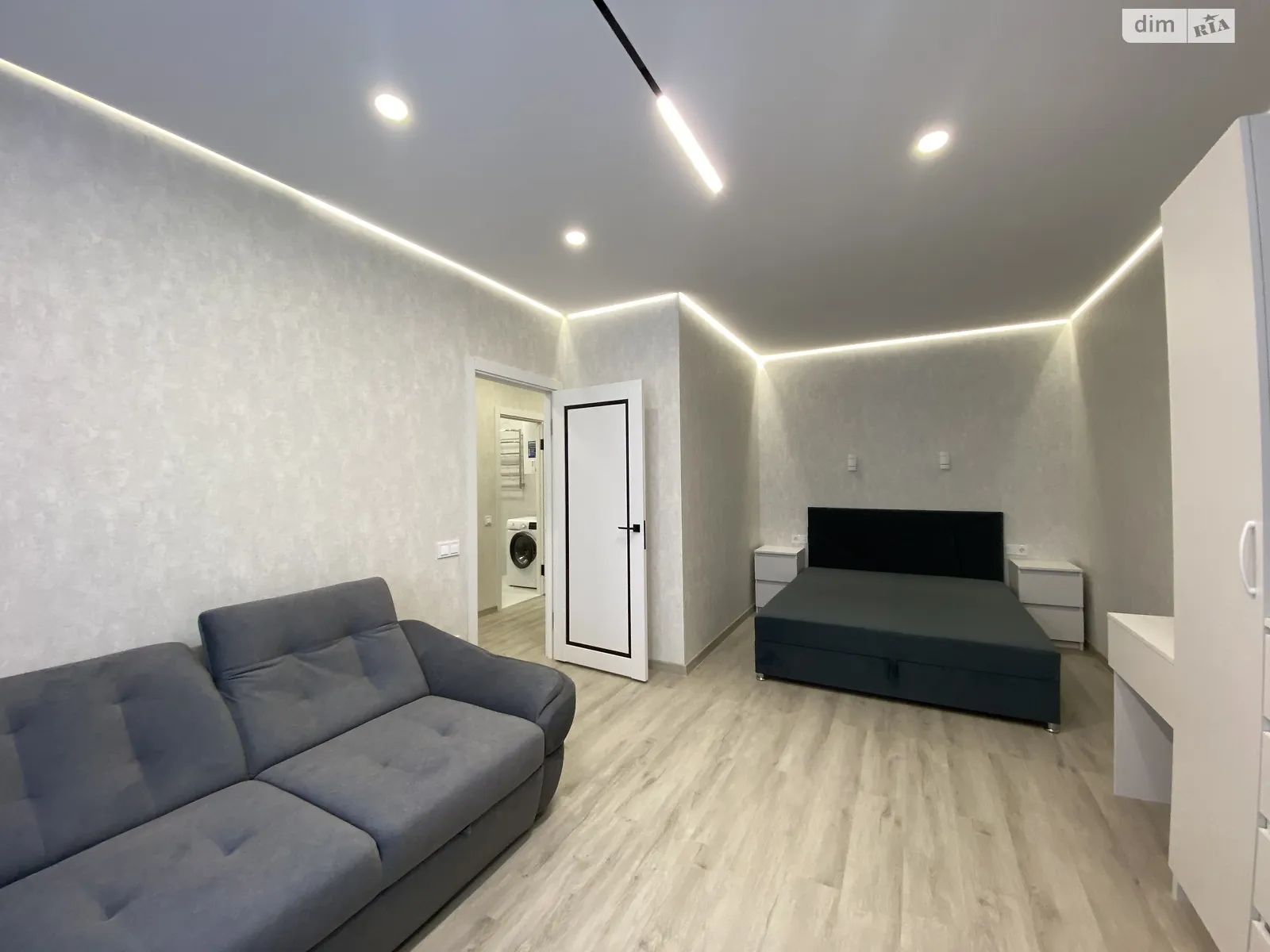 Продается 1-комнатная квартира 48 кв. м в Виннице, ул. Александровская, 7 - фото 1