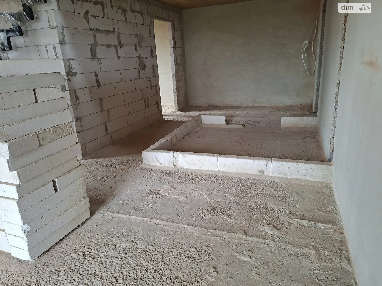 Продається 2-кімнатна квартира 85 кв. м у Байківці, вул. Сонячна, 19А - фото 1