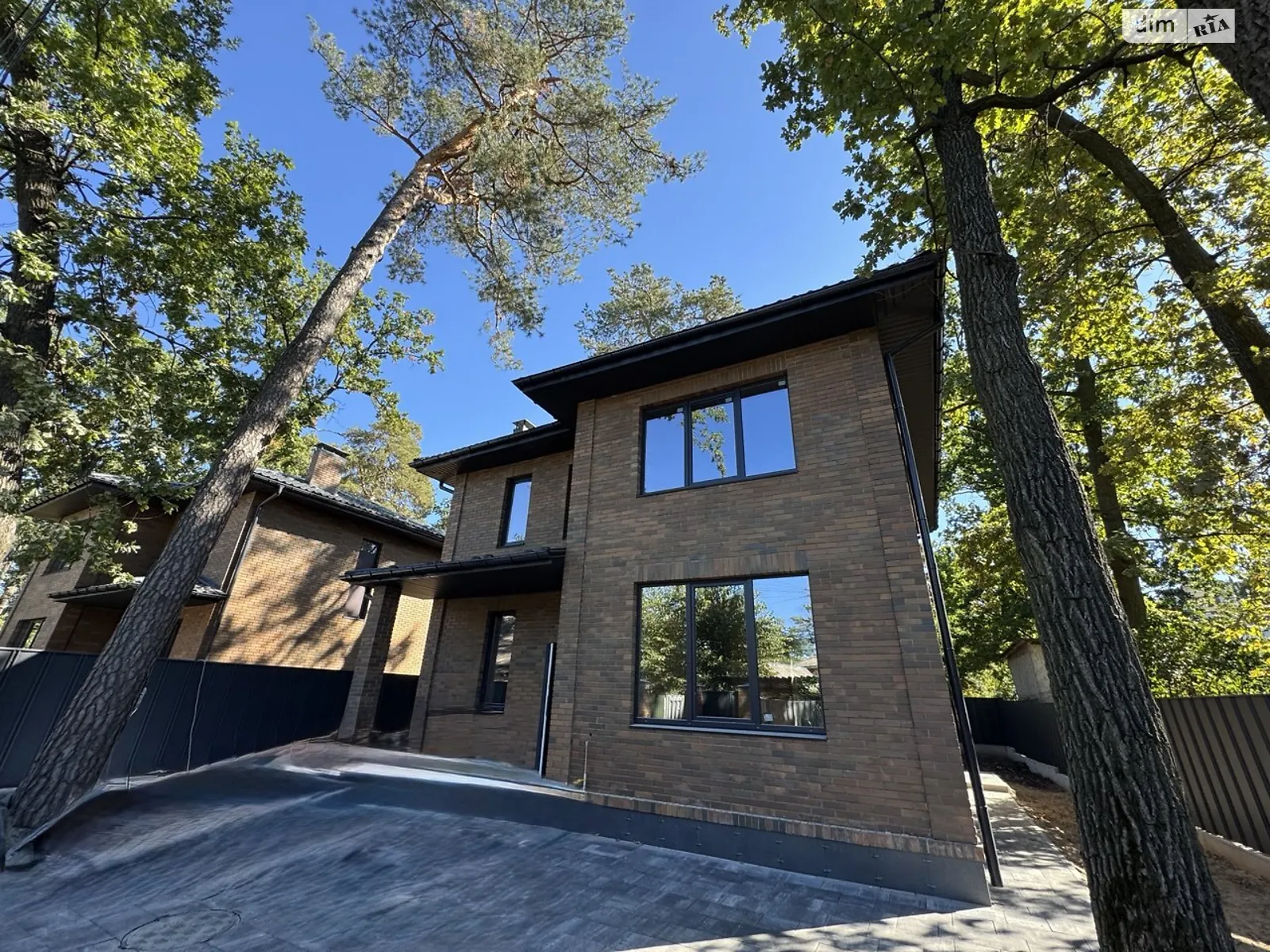 Продается дом на 2 этажа 125 кв. м с мебелью, цена: 190000 $ - фото 1
