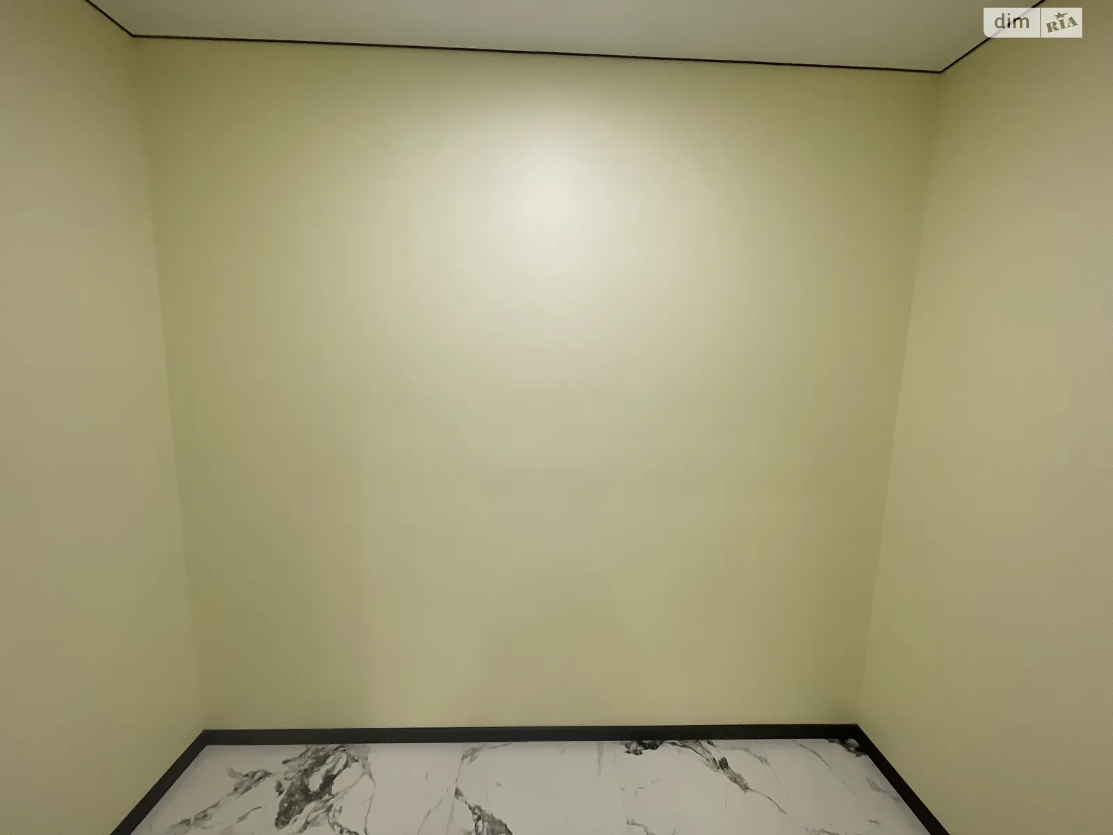 Продається 1-кімнатна квартира 40 кв. м у Івано-Франківську, вул. Вовчинецька, 223А - фото 1