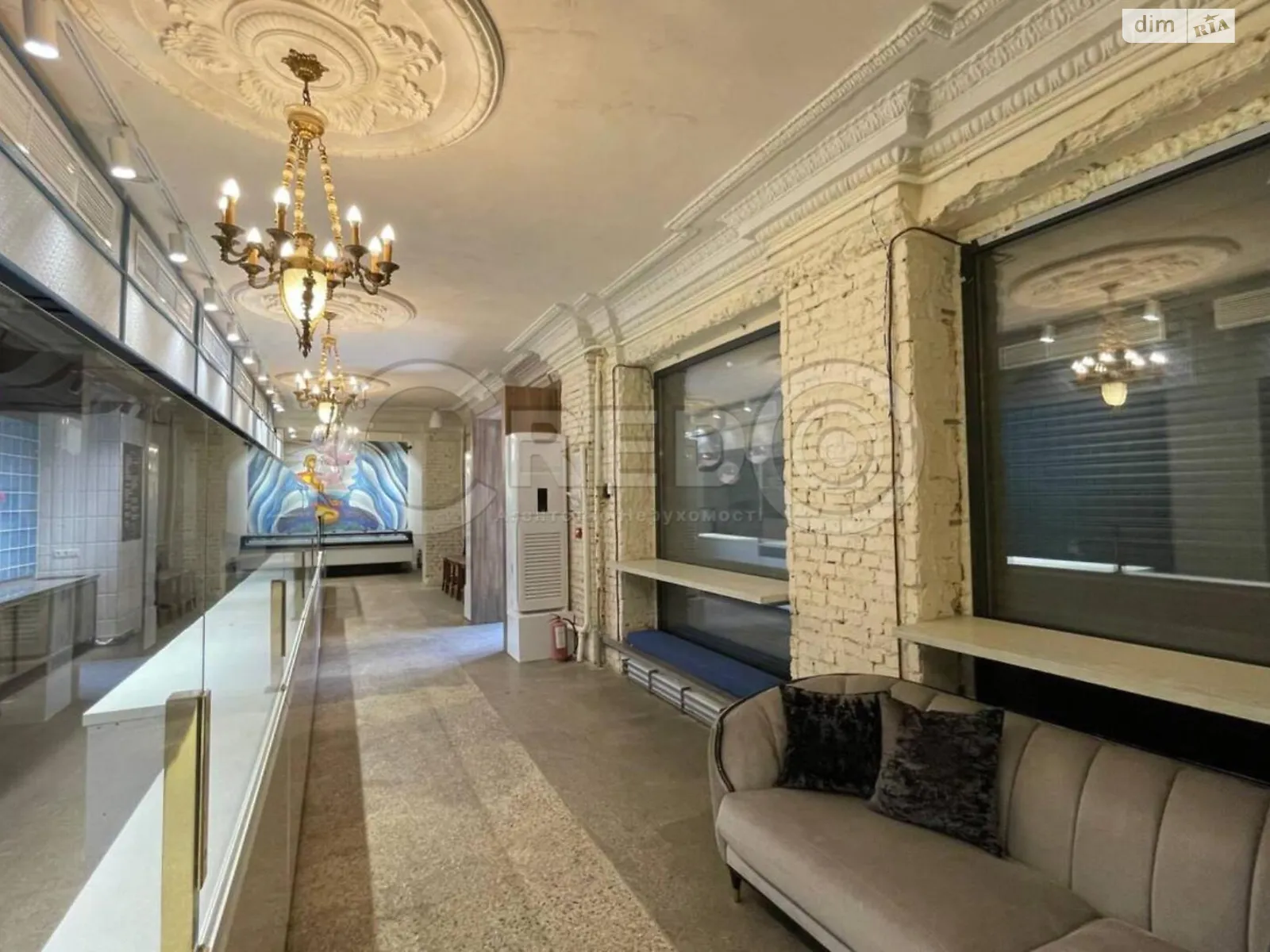 Сдается в аренду помещения свободного назначения 212.2 кв. м в 4-этажном здании, цена: 74270 грн - фото 1