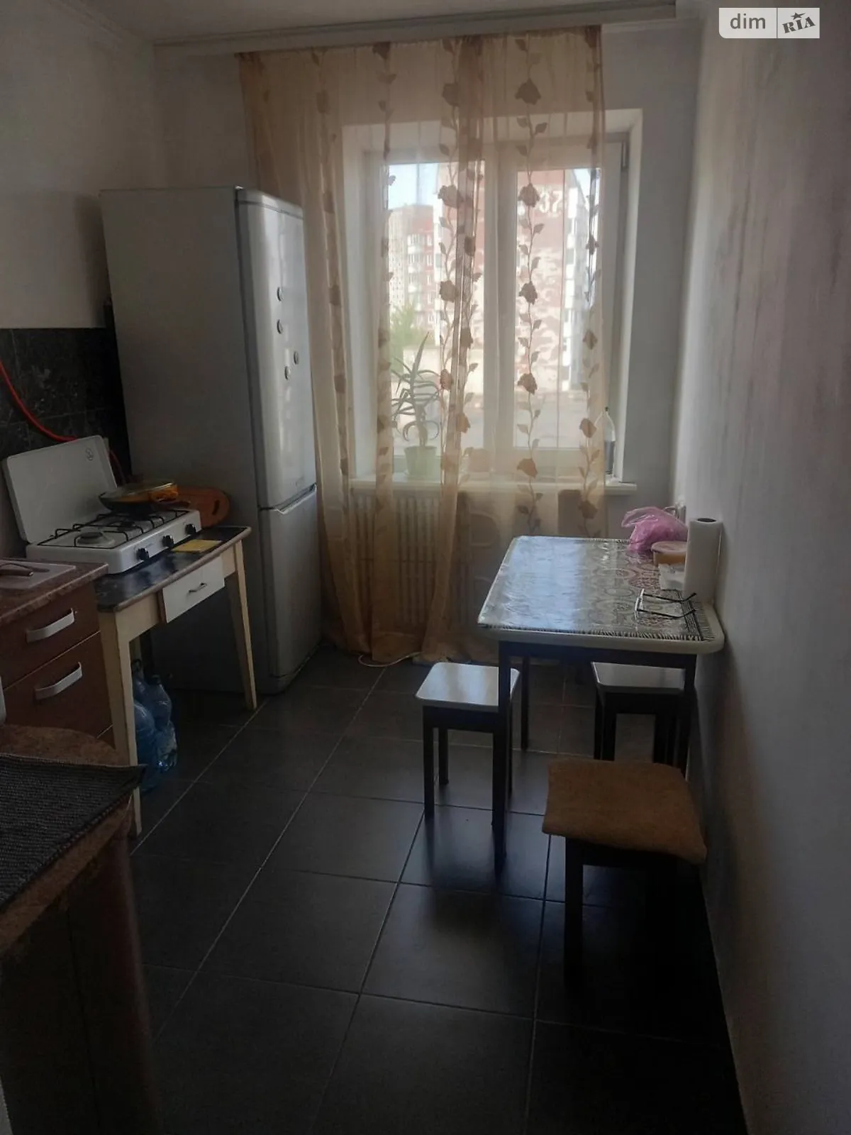 2-комнатная квартира 55 кв. м в Тернополе, ул. 15-го Апреля - фото 1