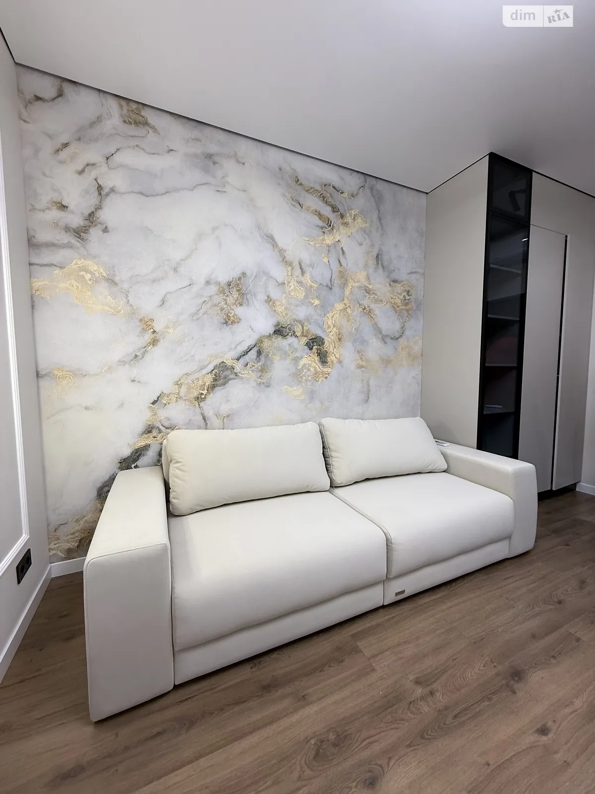 Продается 1-комнатная квартира 45 кв. м в Одессе, ул. Краснова, 1А - фото 1