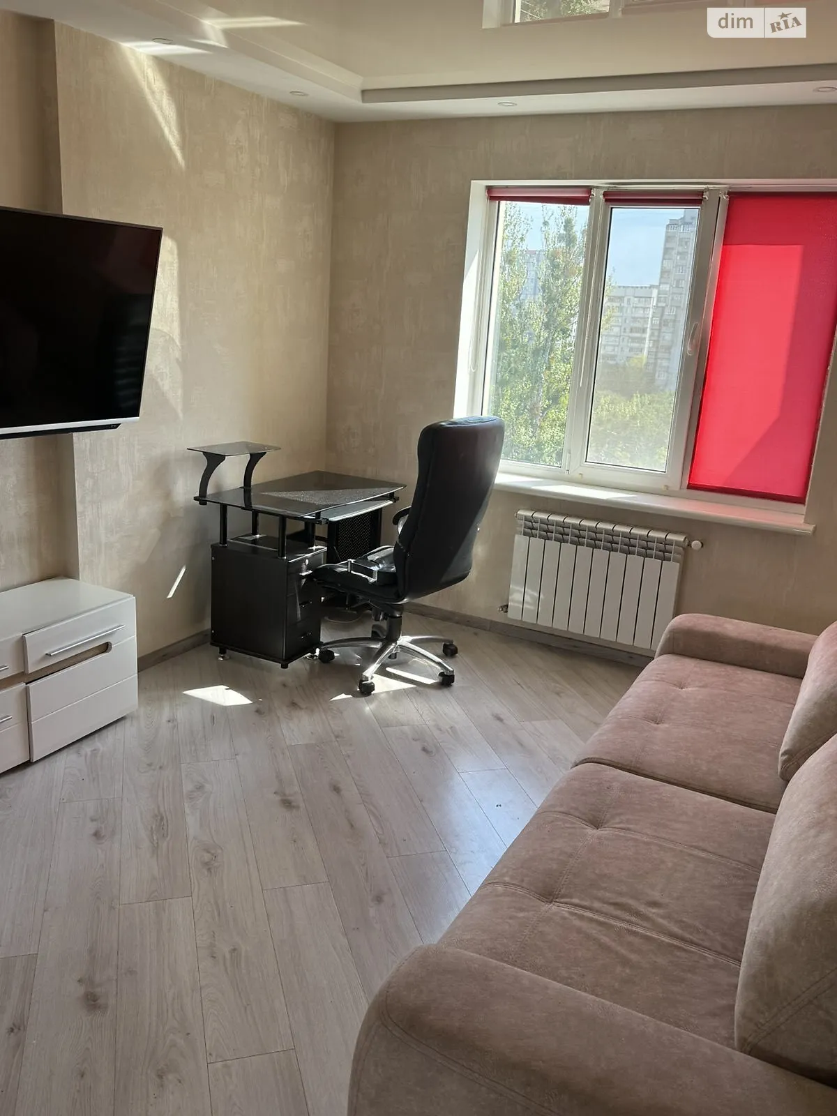 Продается 1-комнатная квартира 40 кв. м в Харькове, ул. Лопанская, 35 - фото 1