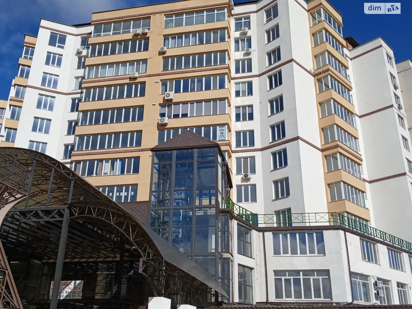 Продается 1-комнатная квартира 101 кв. м в Виннице, ул. Стрелецкая - фото 1