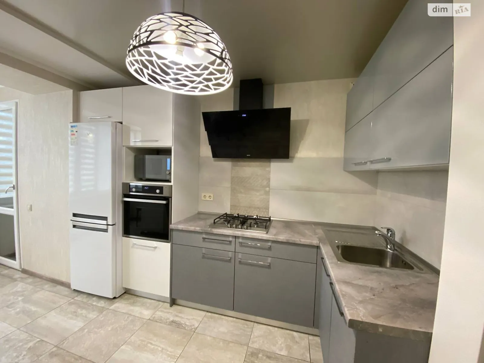 1-комнатная квартира 47.6 кв. м в Тернополе, бул. Кулиша Пантелеймона - фото 1