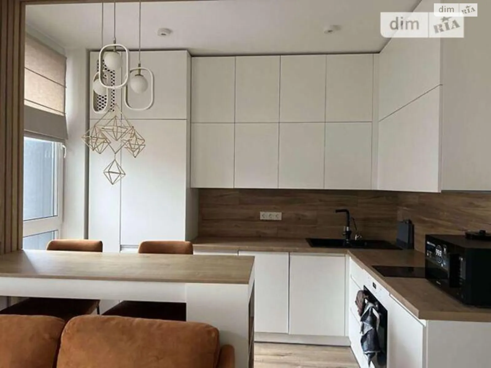 Продается 1-комнатная квартира 31.5 кв. м в Киеве, ул. Салютная, 2 корпус 1 - фото 1